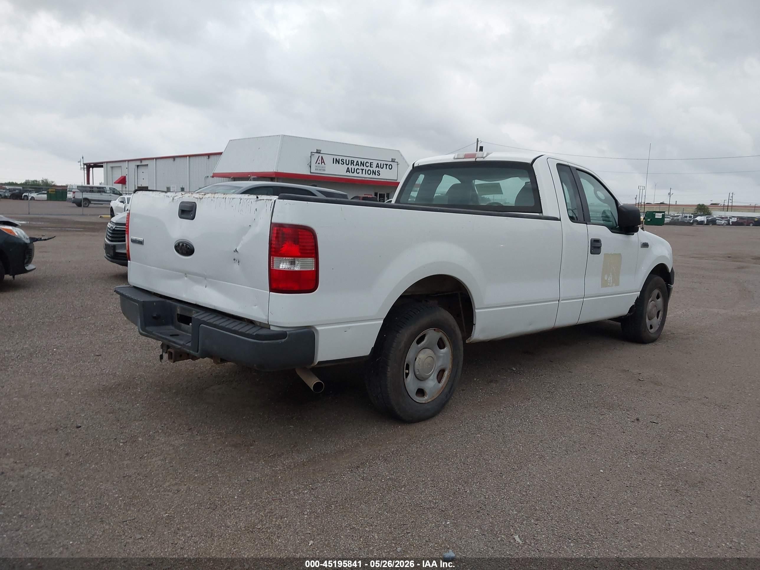 2006 Ford F-150 Stx/xl/xlt White vin: 1FTRF12246NB66849