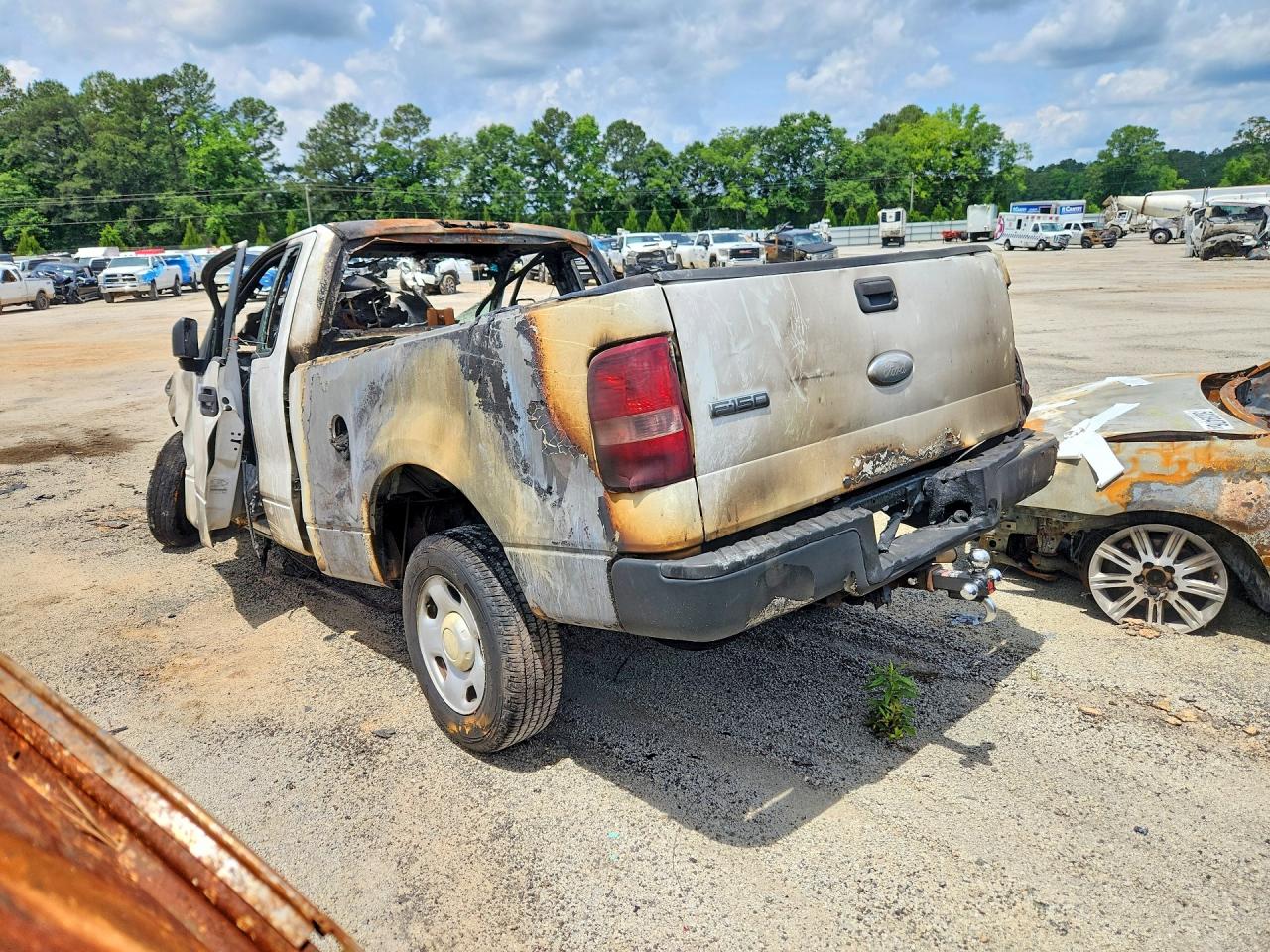 2007 Ford F150 Burn vin: 1FTRF12247NA59222