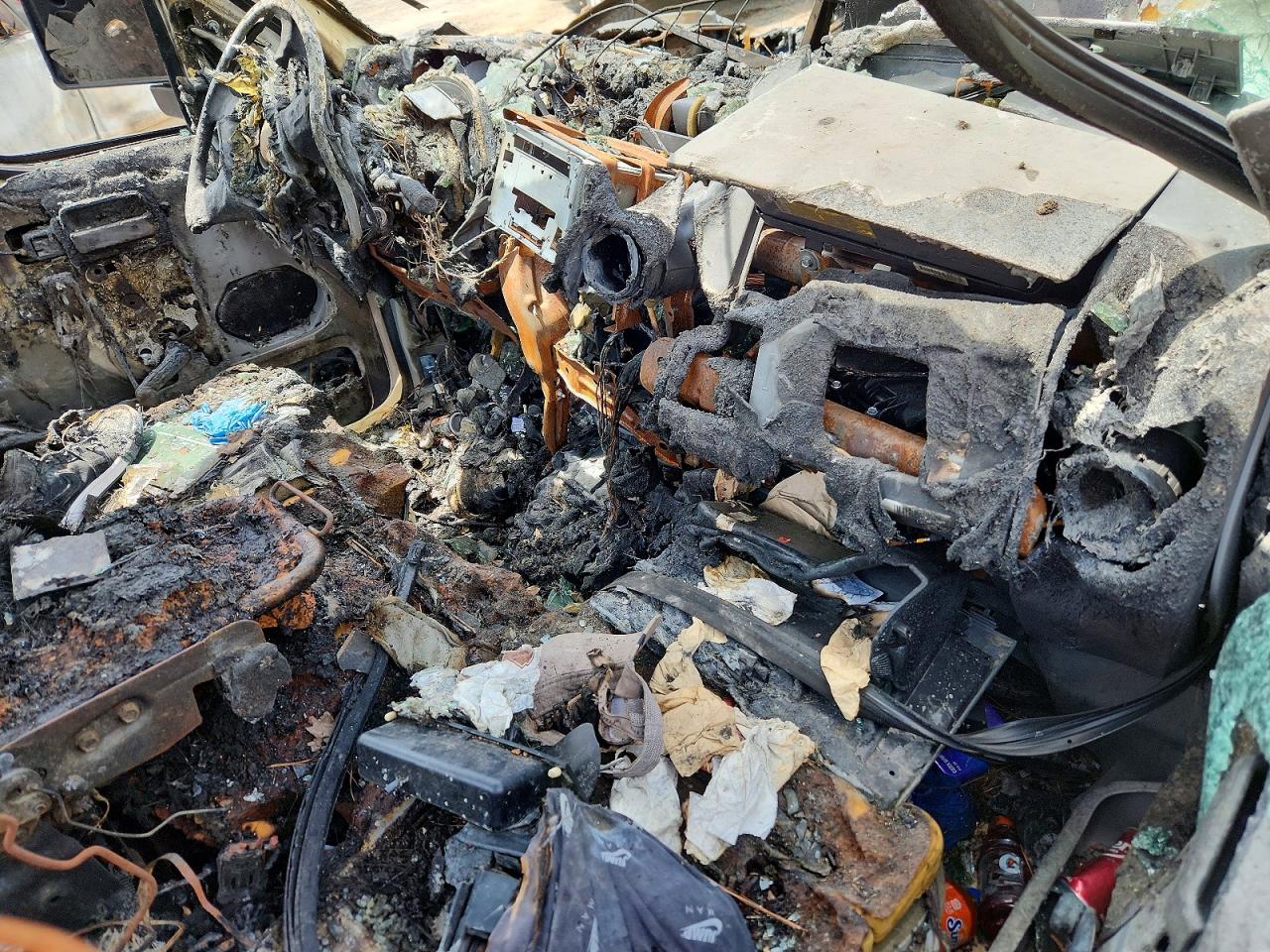 2007 Ford F150 Burn vin: 1FTRF12247NA59222