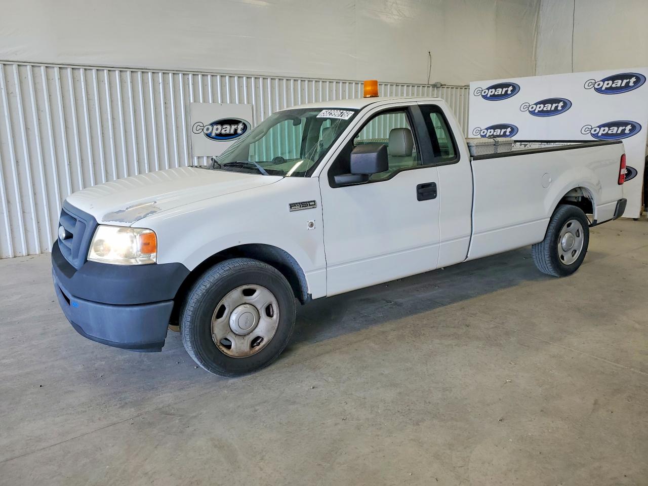 2008 Ford F150 White vin: 1FTRF12248KB62918