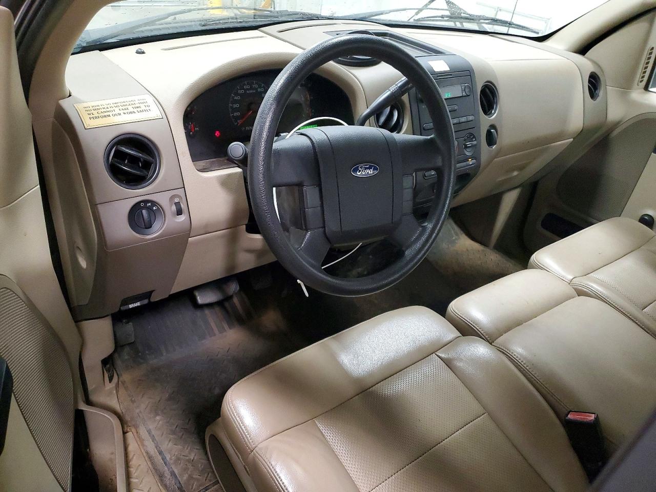 2008 Ford F150 White vin: 1FTRF12248KB62918