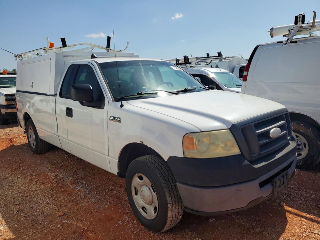2008 Ford F150 White vin: 1FTRF12248KC36211