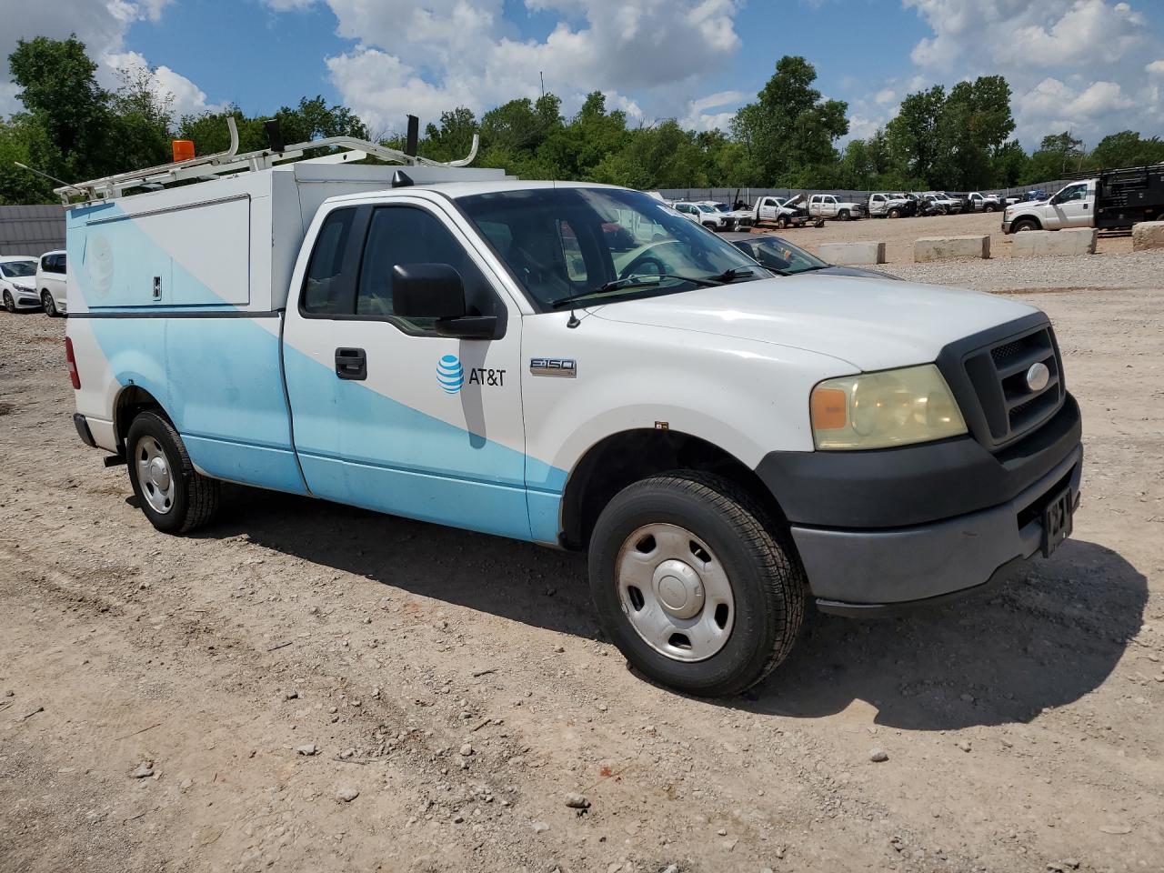 2008 Ford F150 White vin: 1FTRF12248KC36211 Damage: Hardtop Shell, Aftermarket, Acceptable