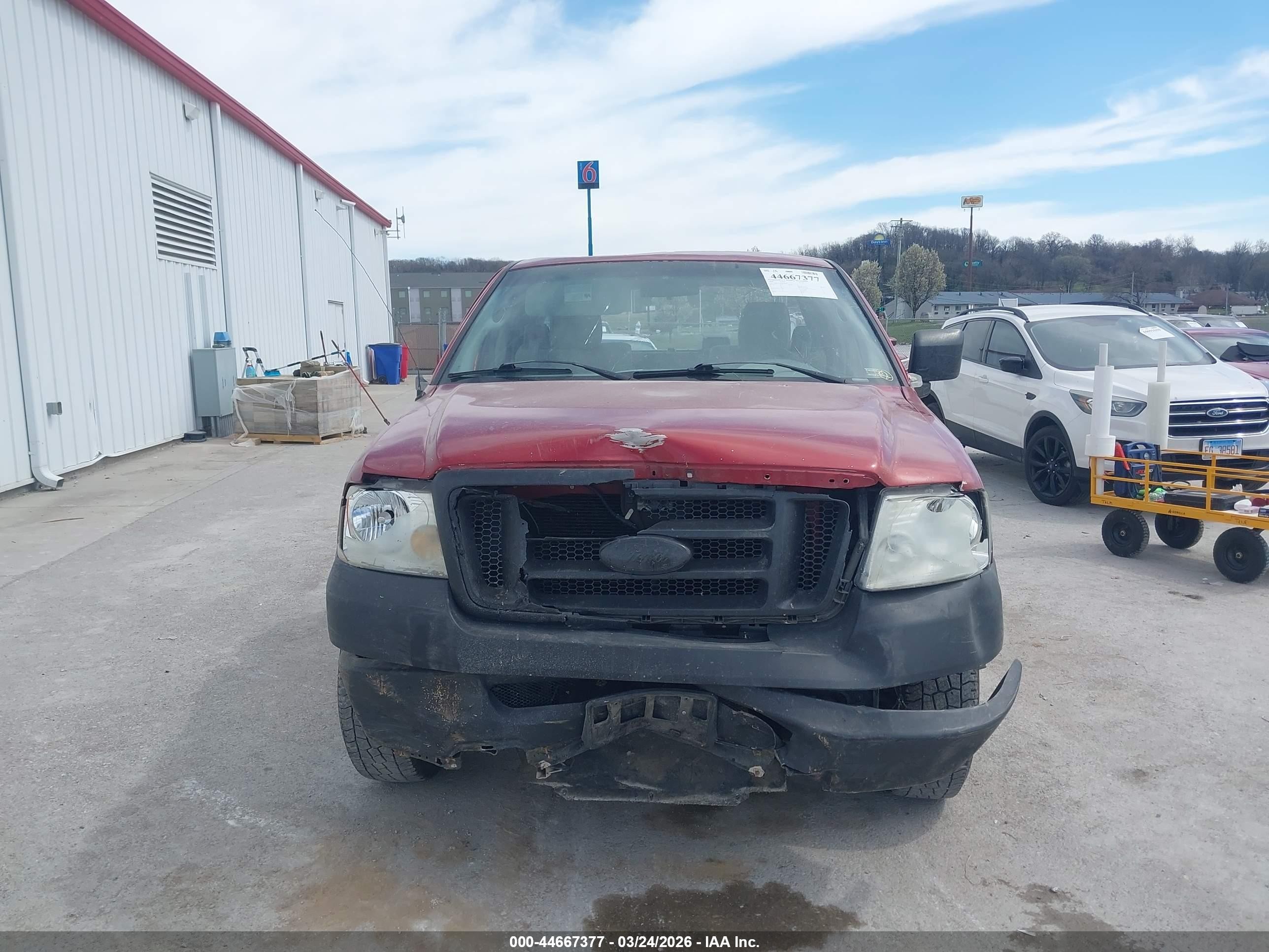2008 Ford F-150 Stx/xl/xlt Red vin: 1FTRF12248KD45560
