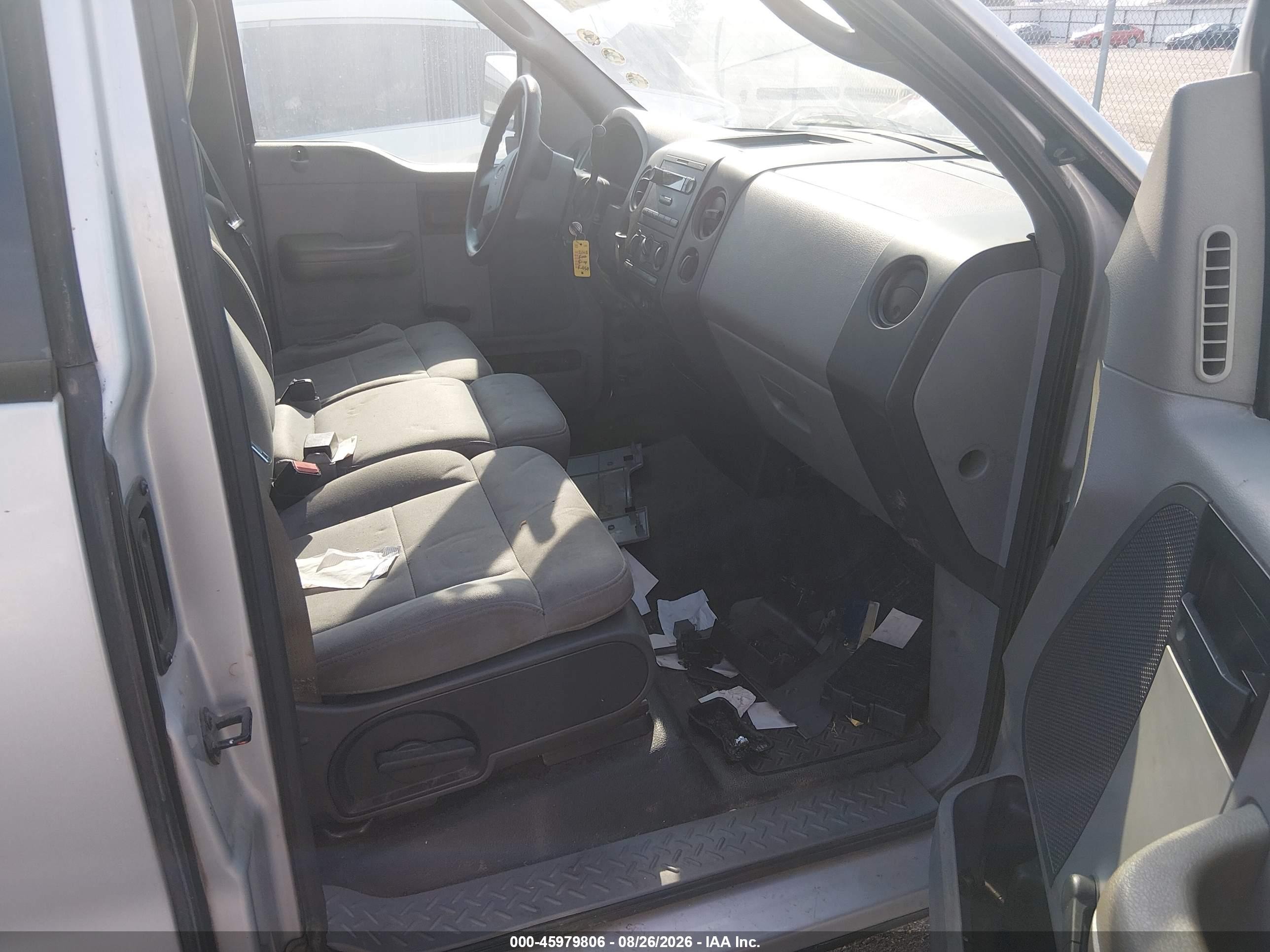 2005 Ford F-150 Stx/xl/xlt Silver vin: 1FTRF12255KF13072