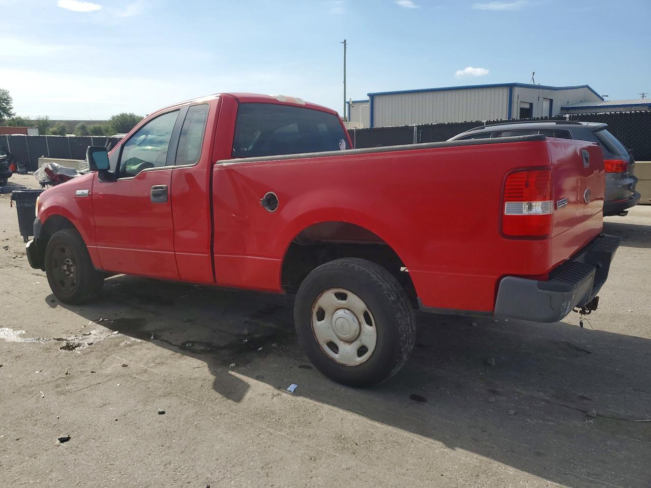 2005 Ford F150 Red vin: 1FTRF12255NB84114