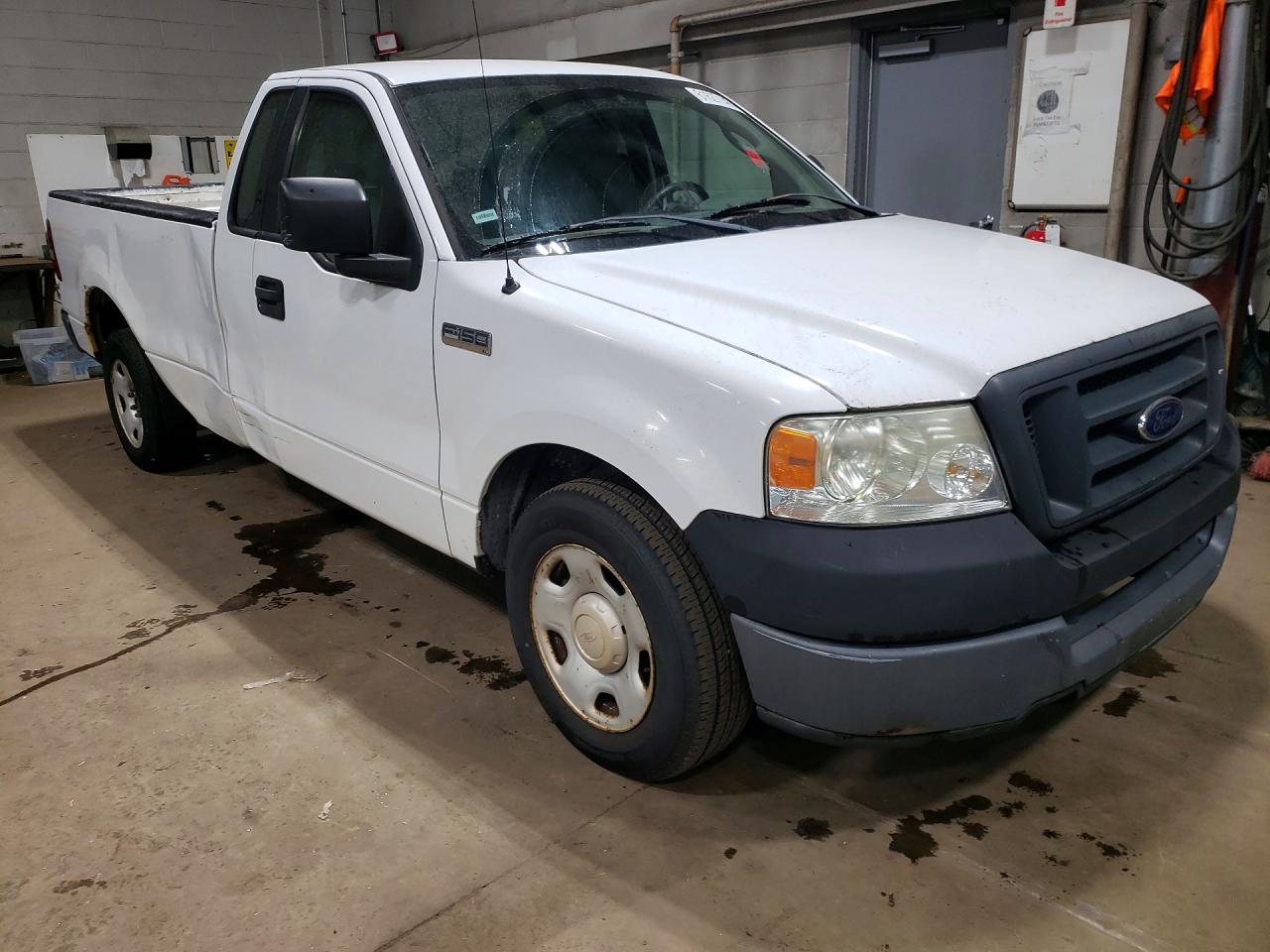 2005 Ford F150 White vin: 1FTRF12255NB94514
