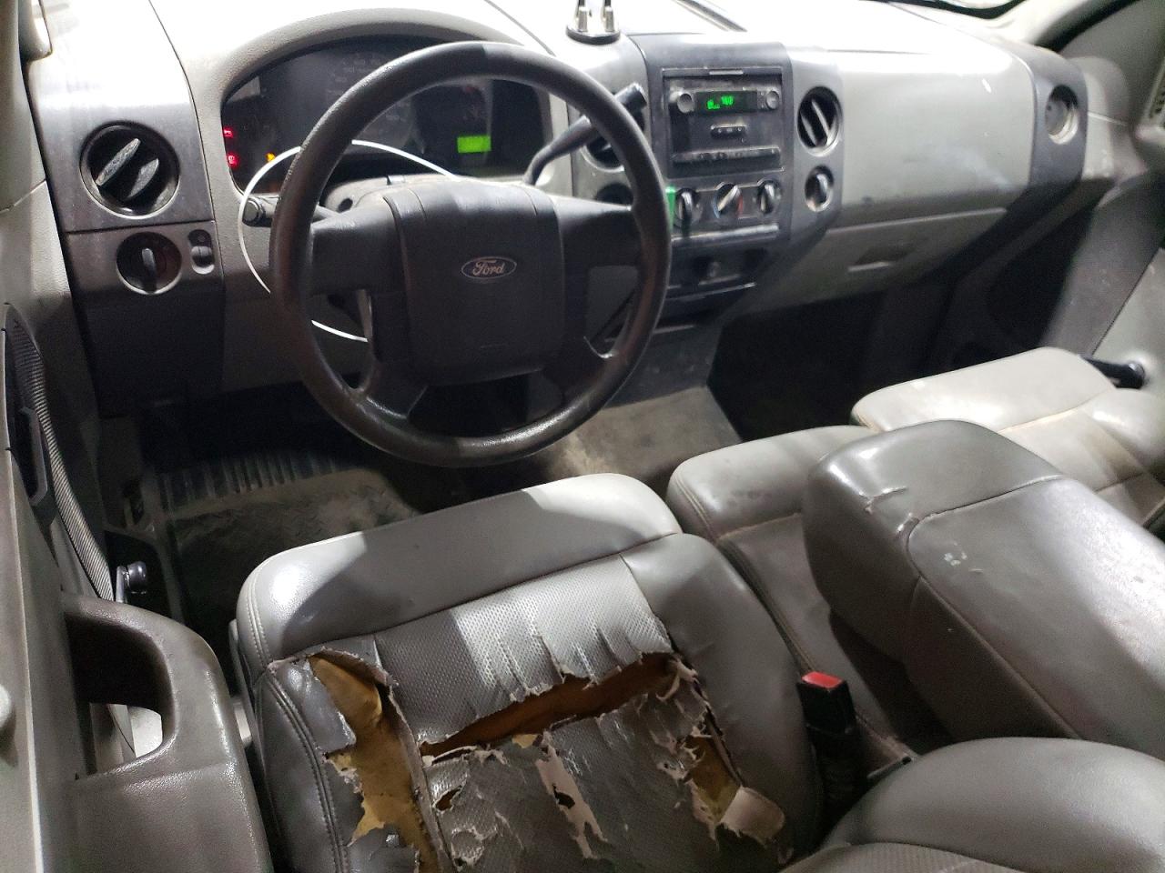 2005 Ford F150 White vin: 1FTRF12255NB94514