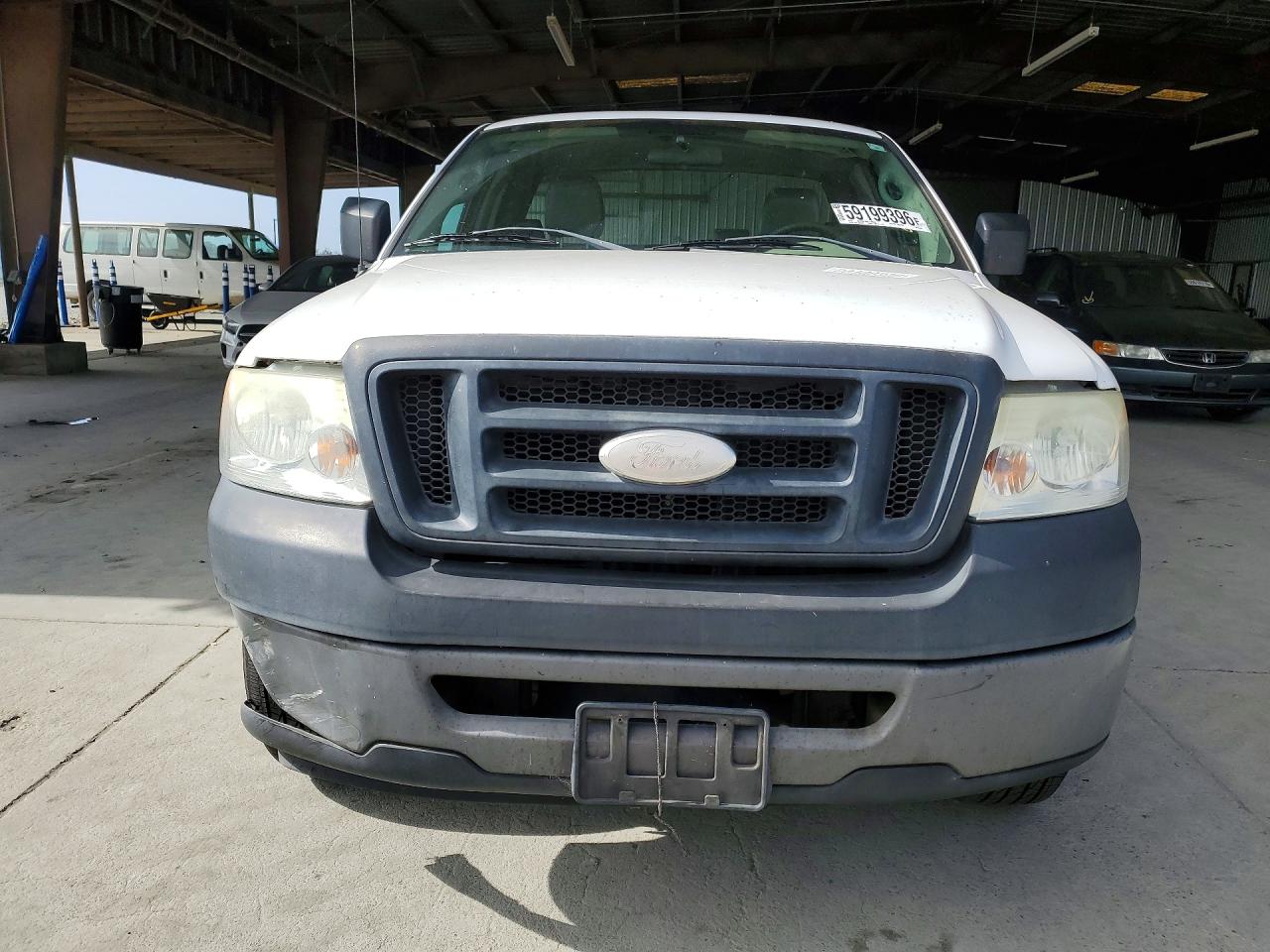 2007 Ford F150 White vin: 1FTRF12257KD13084