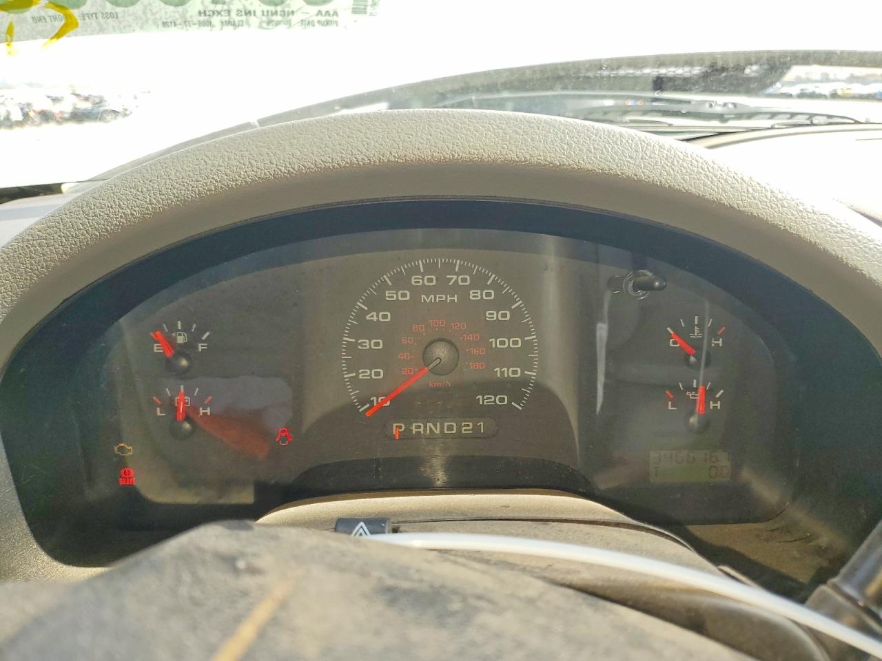 2007 Ford F150 White vin: 1FTRF12257KD13084