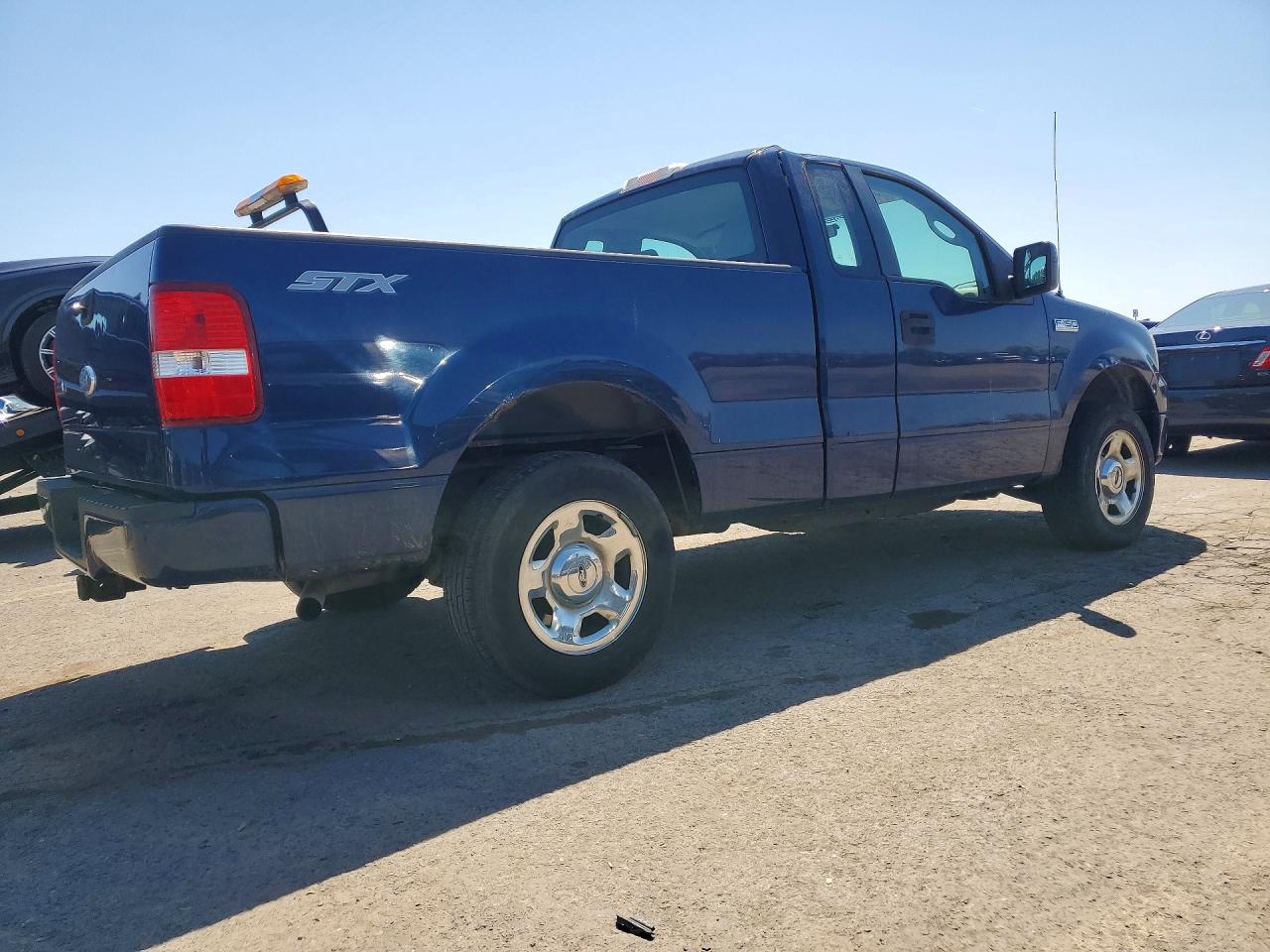 2007 Ford F150 Blue vin: 1FTRF12257NA52912