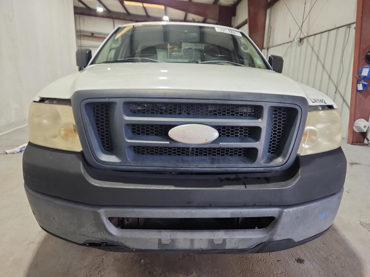 2008 Ford F150 White vin: 1FTRF12258KB62880 Damage: Left Head Lamp, Faded, Repair Required