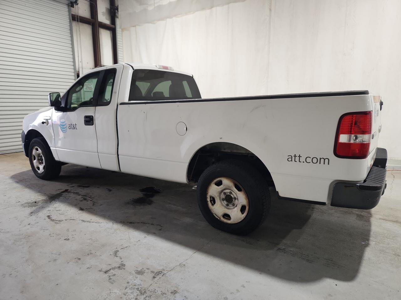 2008 Ford F150 White vin: 1FTRF12258KB62880 Damage: Left Bed Side, Heavy Scratch, 1/2 To 1 Inch