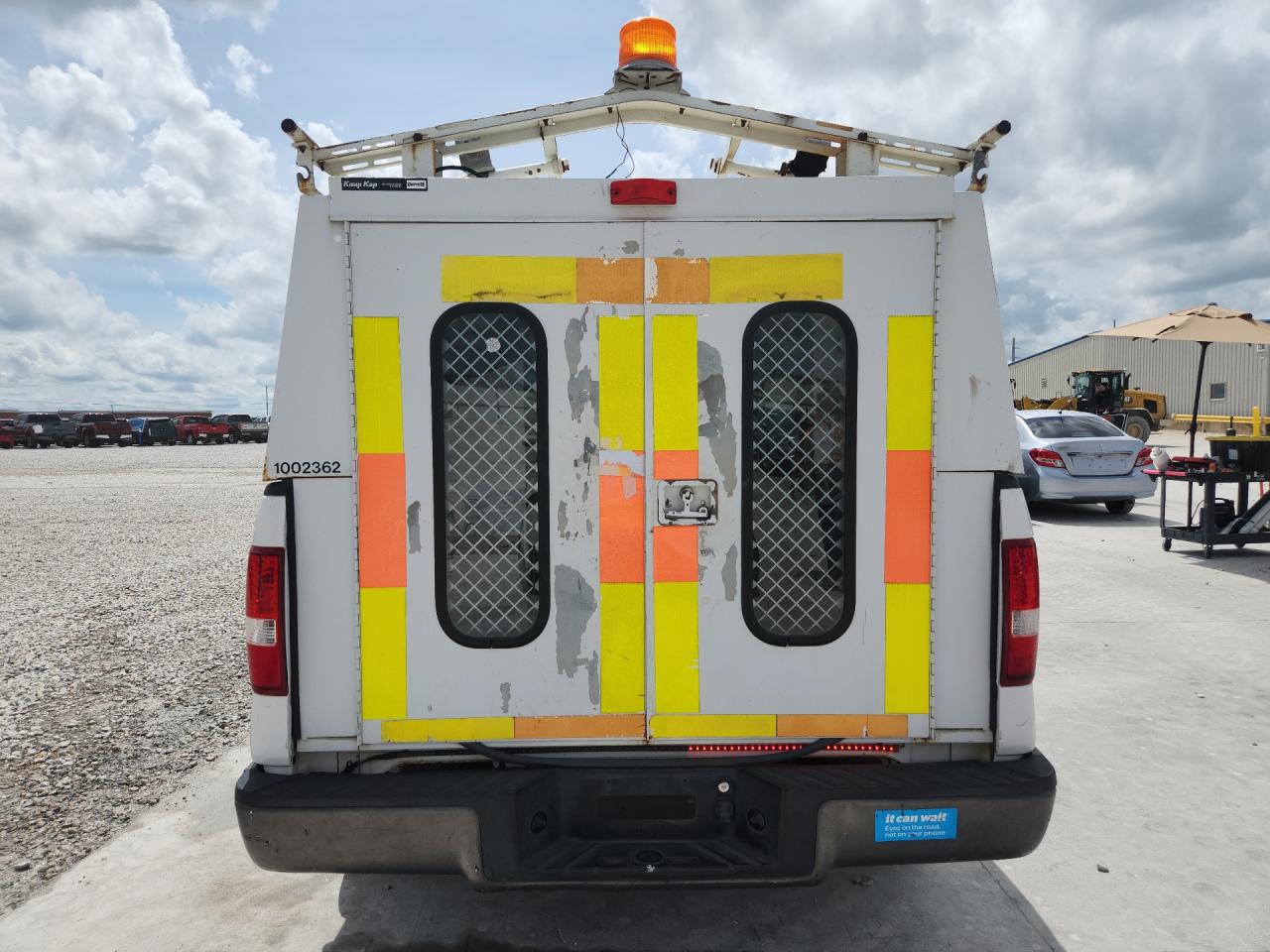 2008 Ford F150 White vin: 1FTRF12258KC10782 Damage: Right Rear Cargo Door, Peeling, > 12 Inches