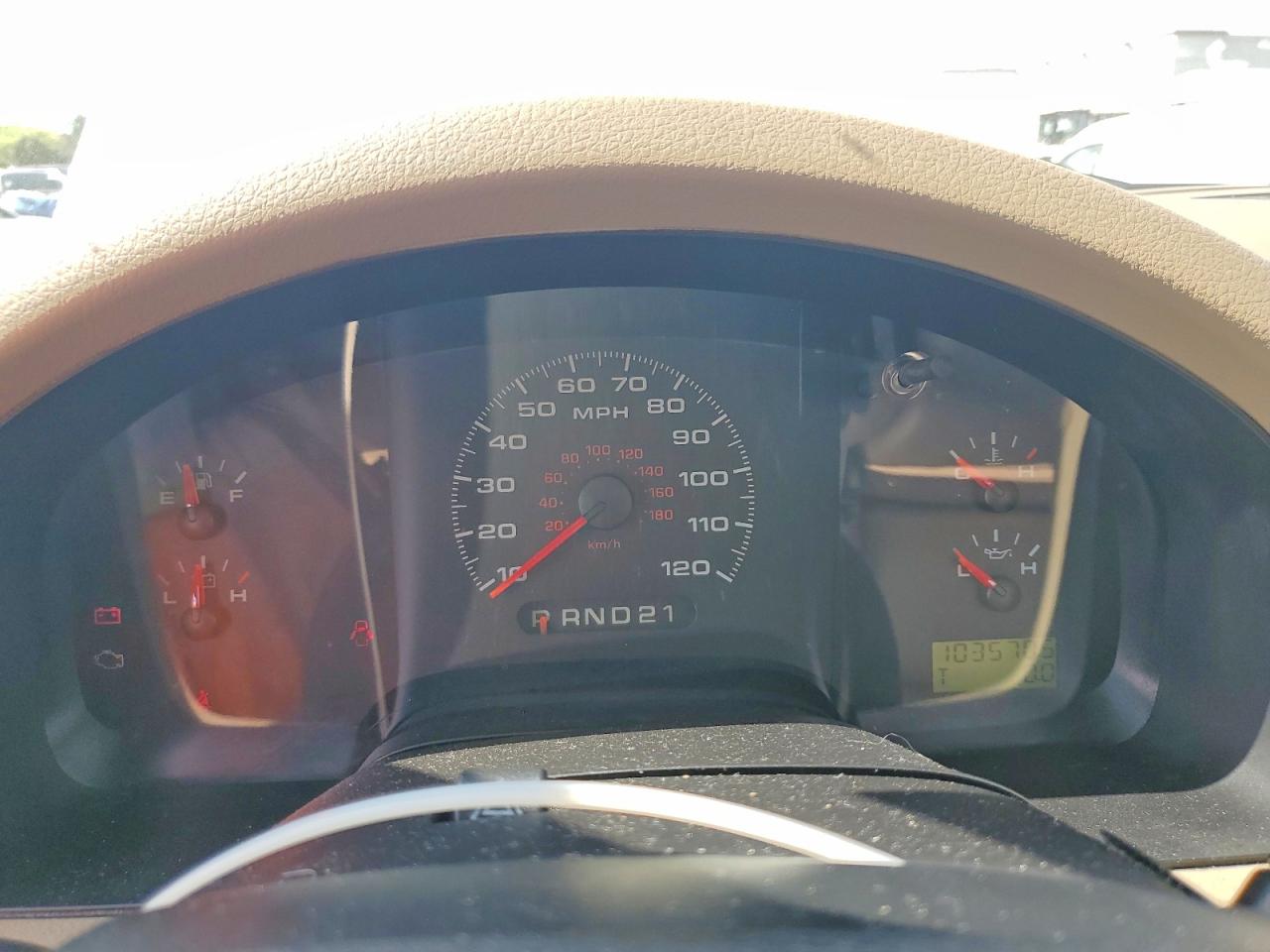 2008 Ford F150 Белый vin: 1FTRF12258KC11107