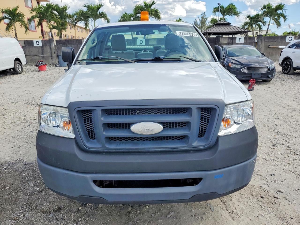 2008 Ford F150 Белый vin: 1FTRF12258KC11107