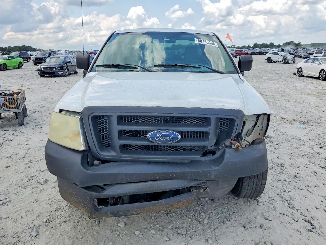 2008 Ford F150 White vin: 1FTRF12258KD16262