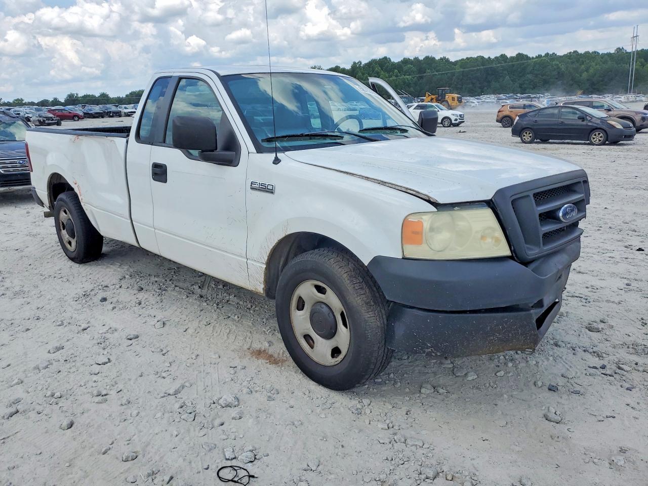 2008 Ford F150 White vin: 1FTRF12258KD16262