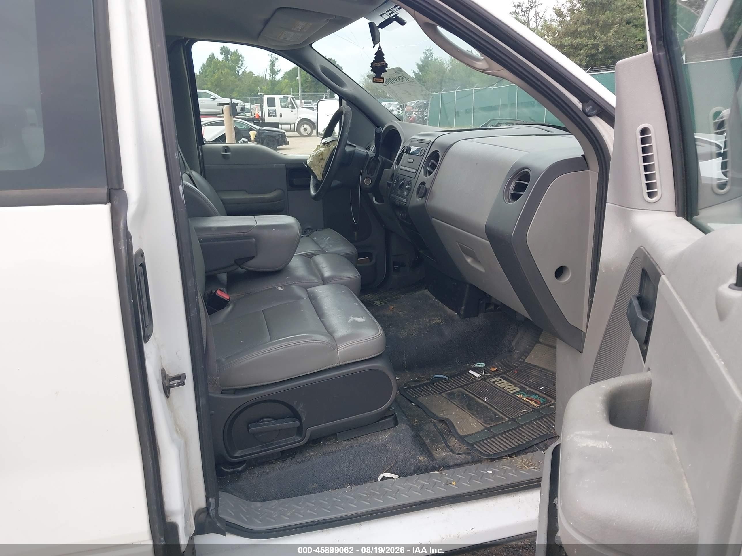 2008 Ford F-150 Stx/xl/xlt White vin: 1FTRF12258KD80964