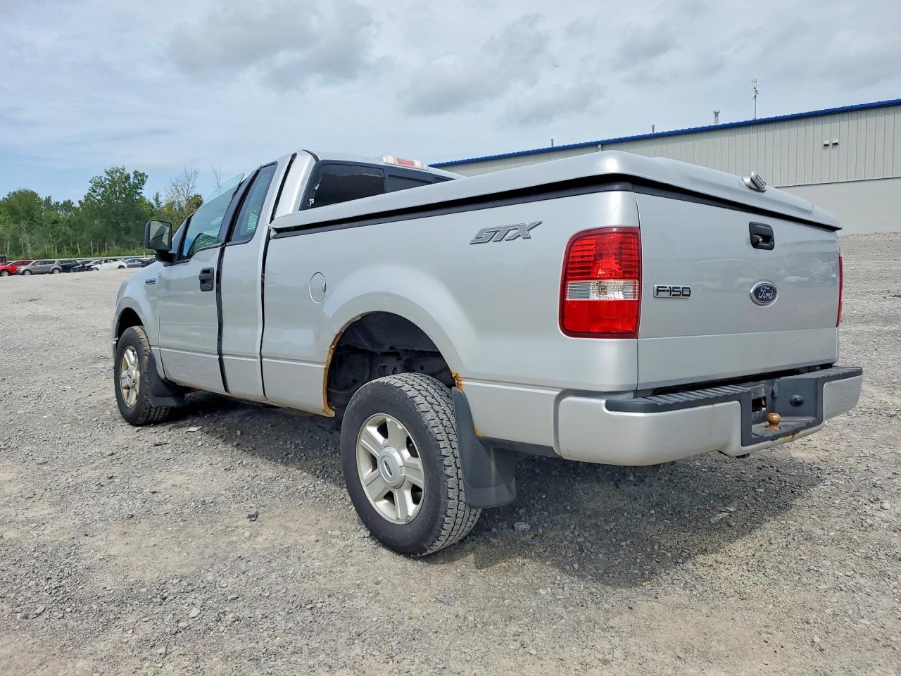 2005 Ford F150 Silver vin: 1FTRF12265NA63463