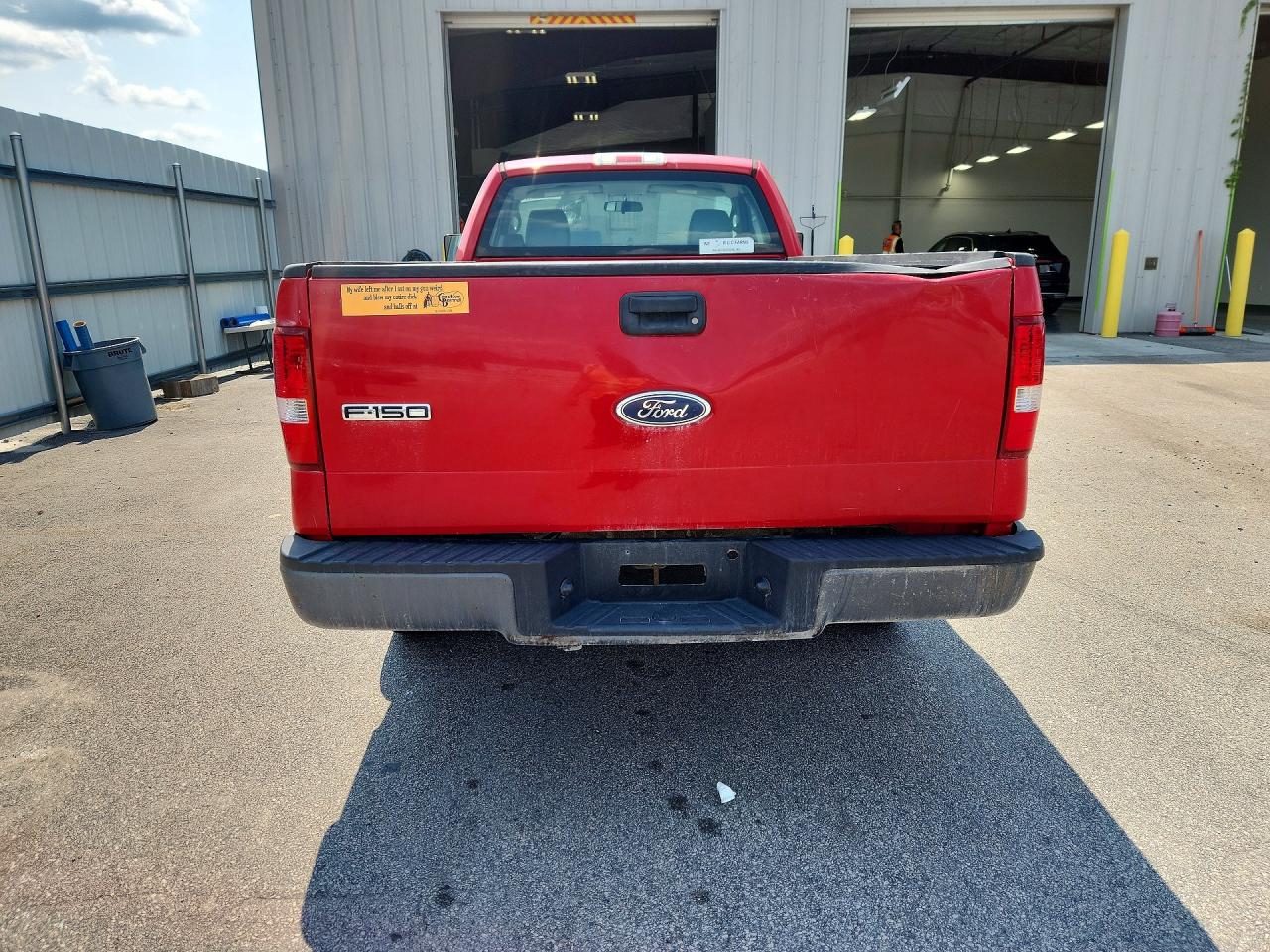 2005 Ford F150 Красный vin: 1FTRF12265NB22026