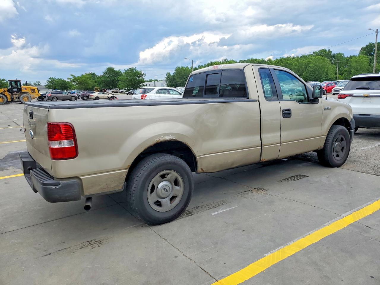 2007 Ford F150 Beige vin: 1FTRF12267NA49792