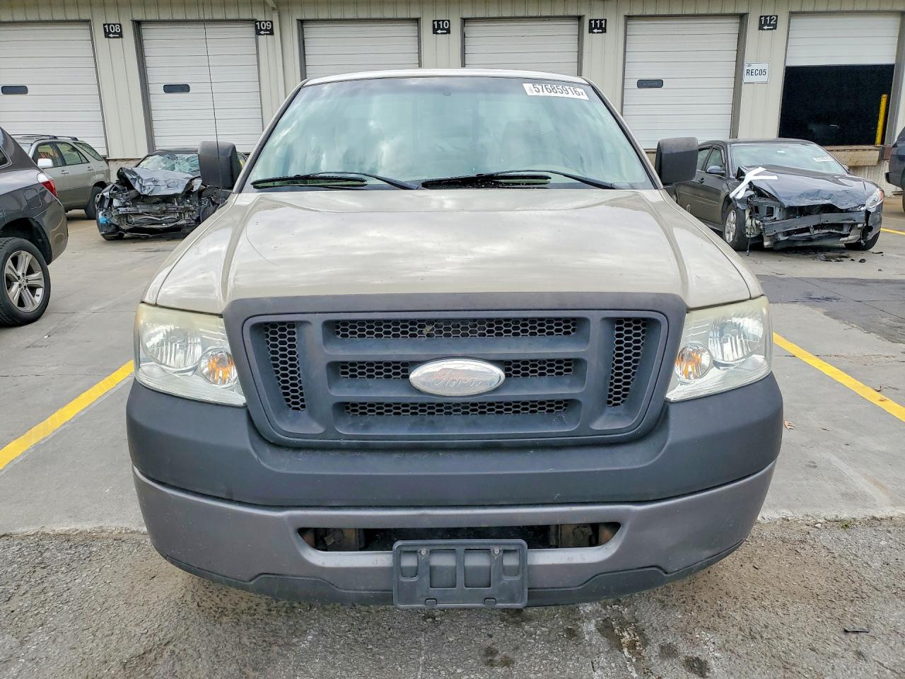 2007 Ford F150 Beige vin: 1FTRF12267NA49792