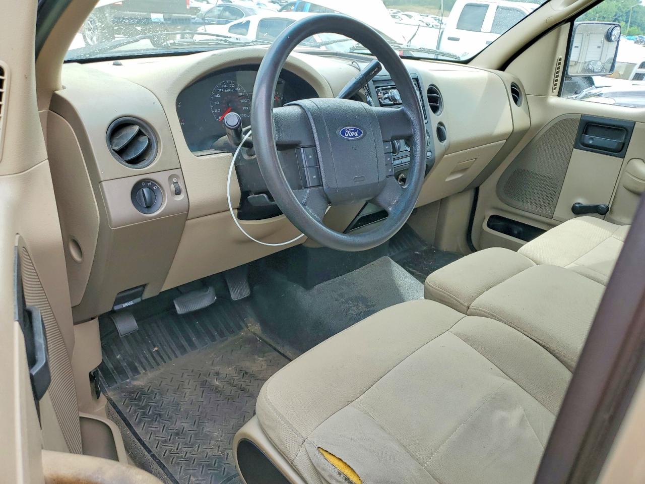 2007 Ford F150 Beige vin: 1FTRF12267NA49792