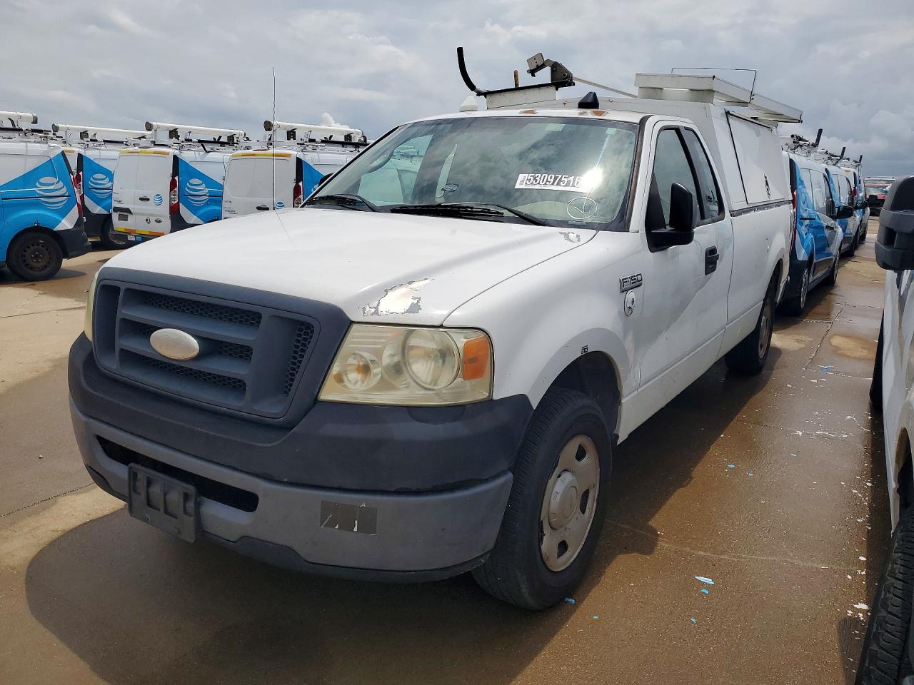 2008 Ford F150 White vin: 1FTRF12268KB70079