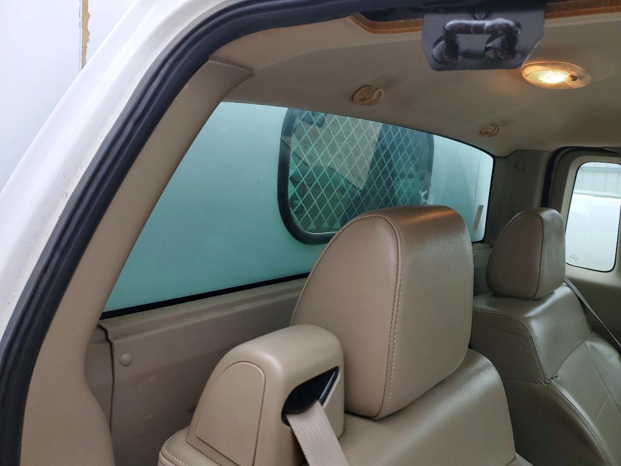 2008 Ford F150 W/knapheide Knap Kap Two Tone vin: 1FTRF12268KB87786