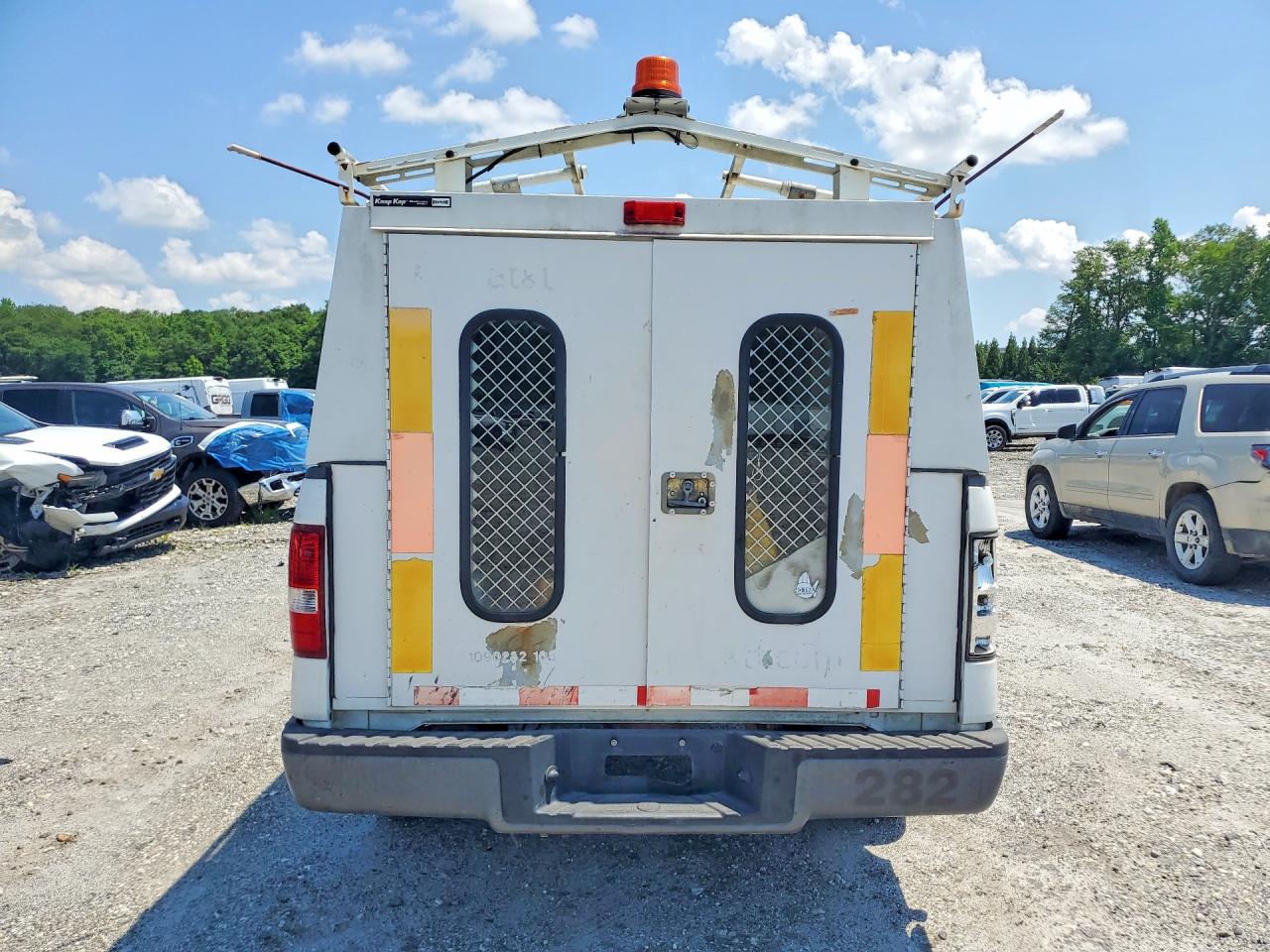 2008 Ford F150 Белый vin: 1FTRF12268KD93173