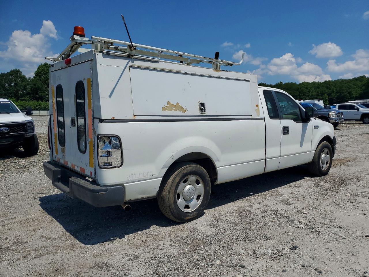 2008 Ford F150 Белый vin: 1FTRF12268KD93173