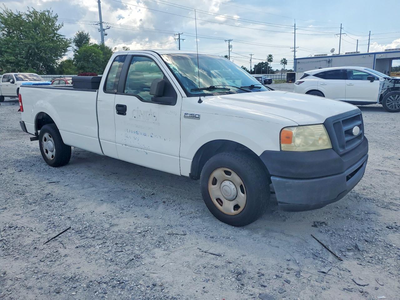 2008 Ford F150 White vin: 1FTRF12268KF00965