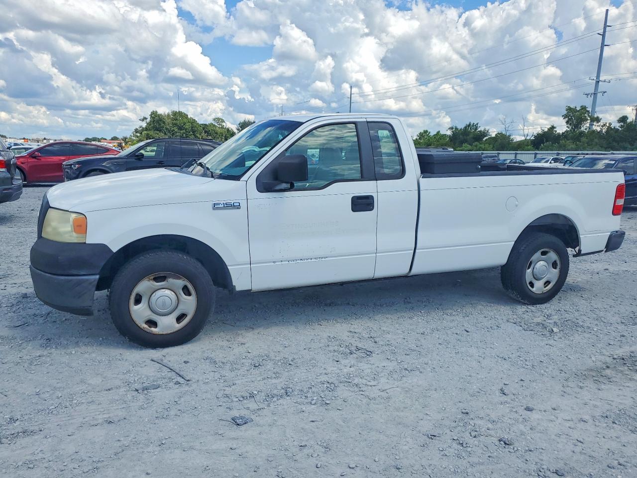 2008 Ford F150 White vin: 1FTRF12268KF00965
