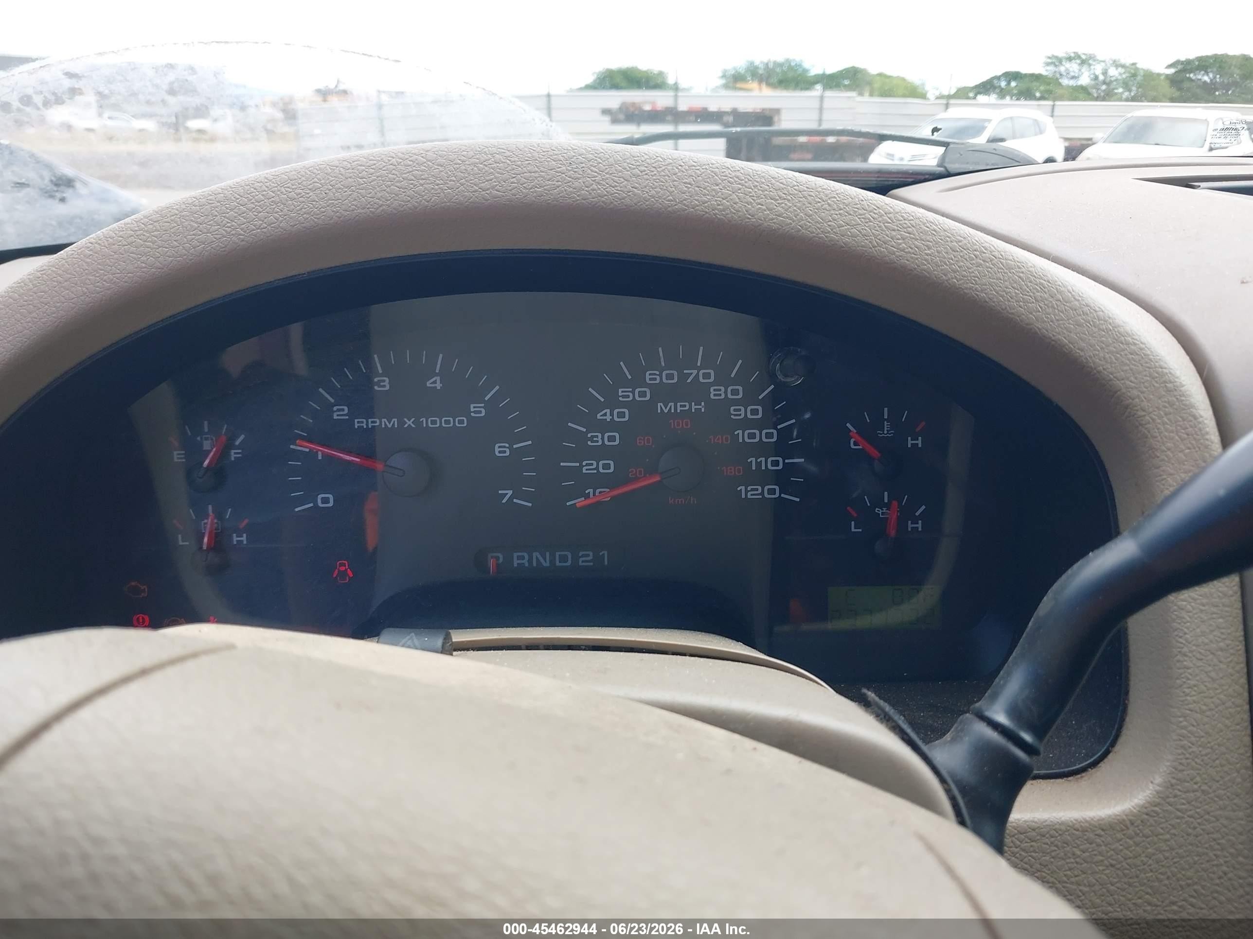 2005 Ford F-150 Stx/xl/xlt Красный vin: 1FTRF12275KC35811