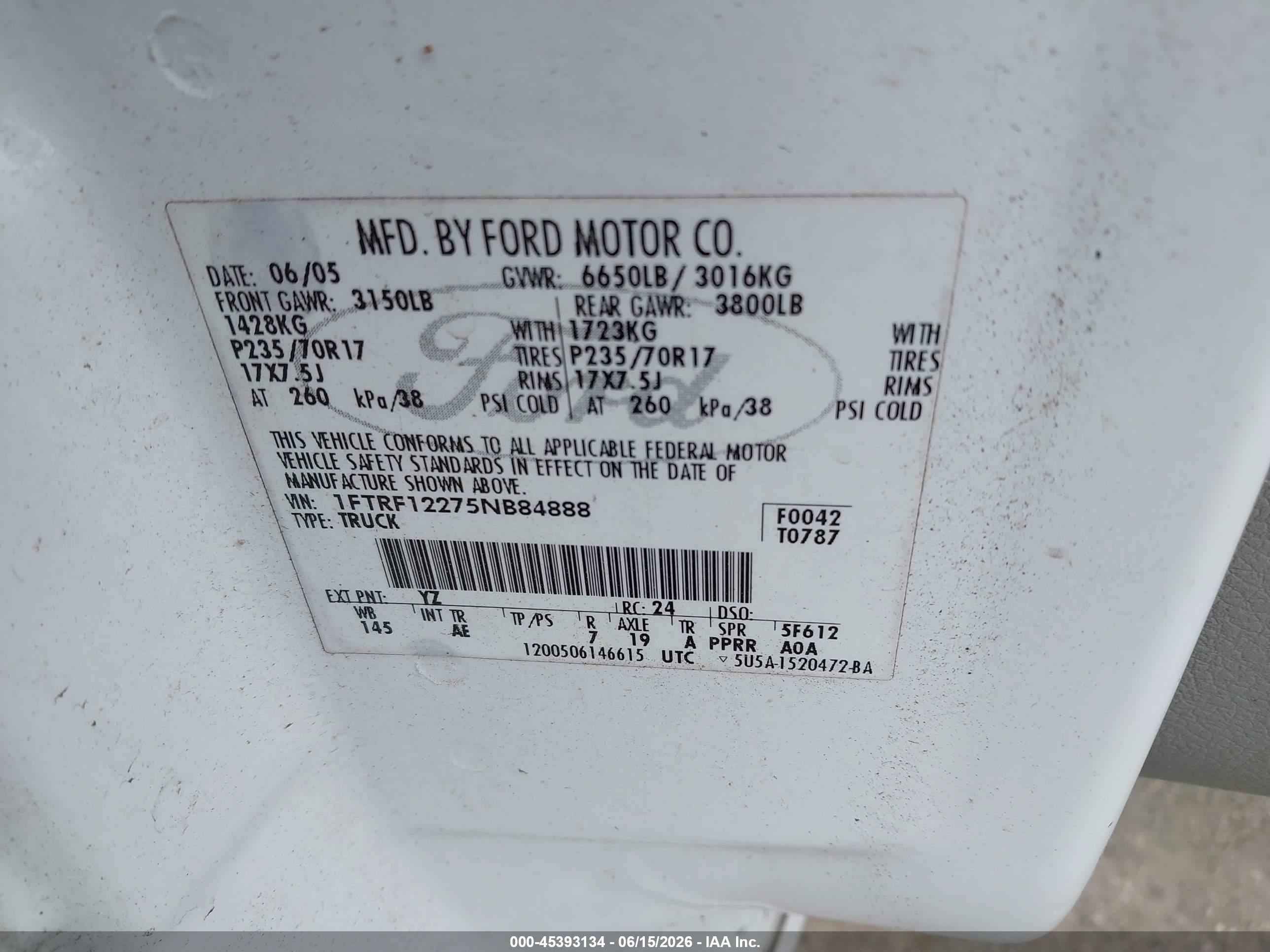 2005 Ford F-150 Stx/xl/xlt White vin: 1FTRF12275NB84888