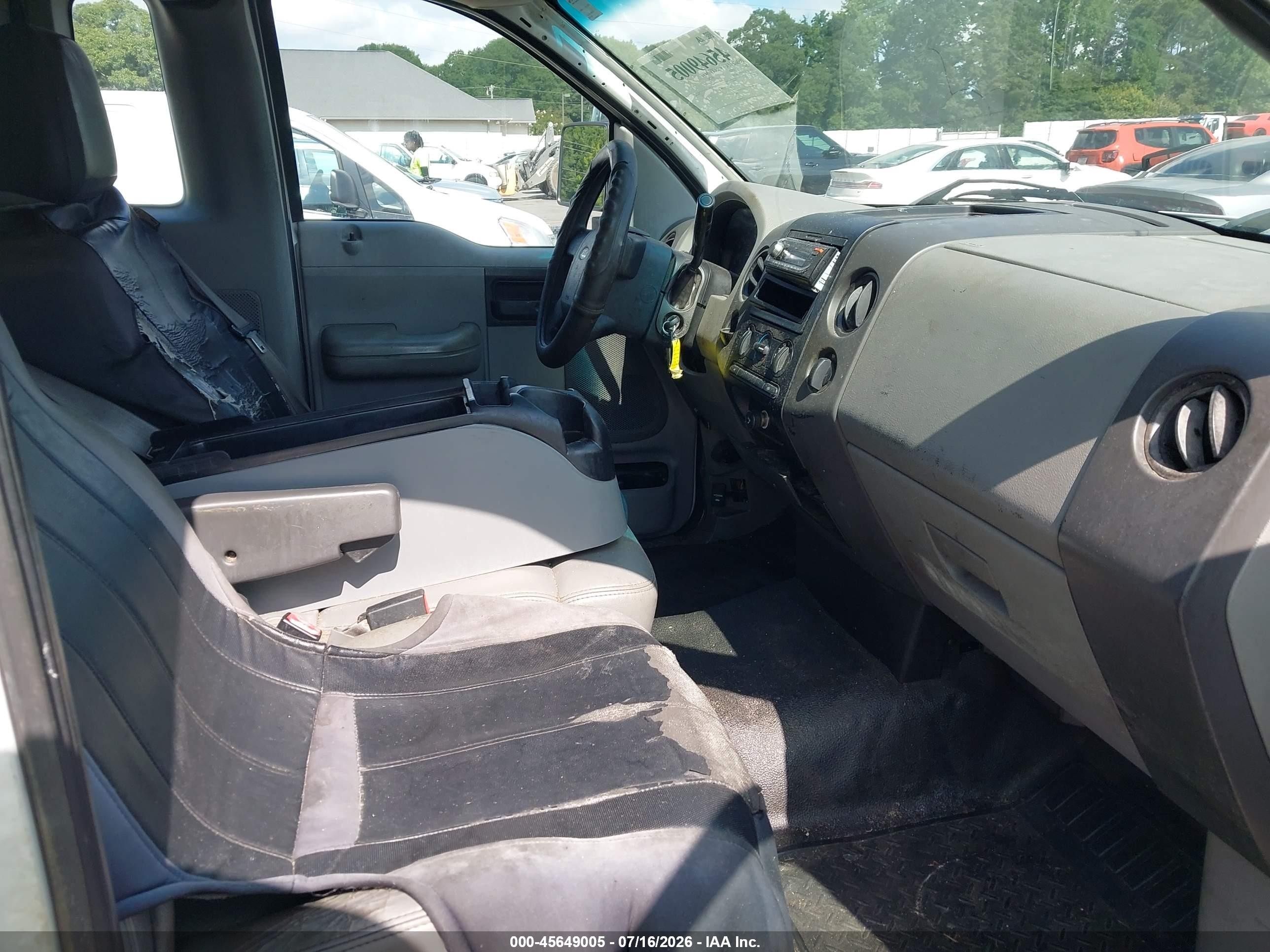 2007 Ford F-150 Stx/xl/xlt White vin: 1FTRF12277KD49794