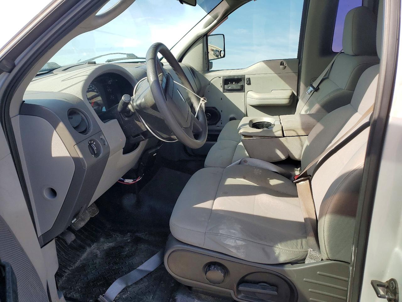 2007 Ford F150 Silver vin: 1FTRF12277NA36338