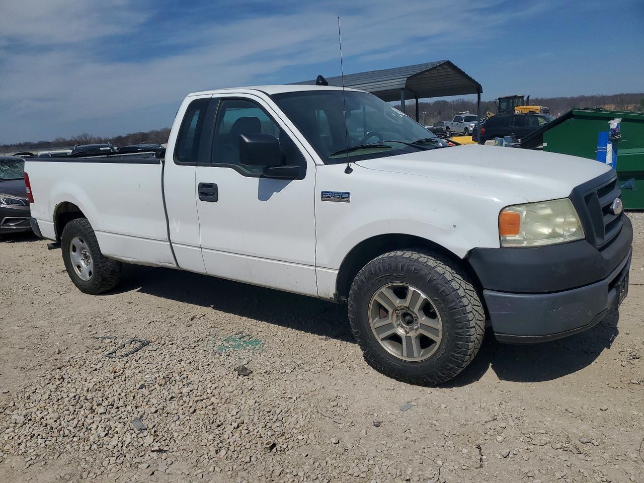 2008 Ford F150 White vin: 1FTRF12278KB70303