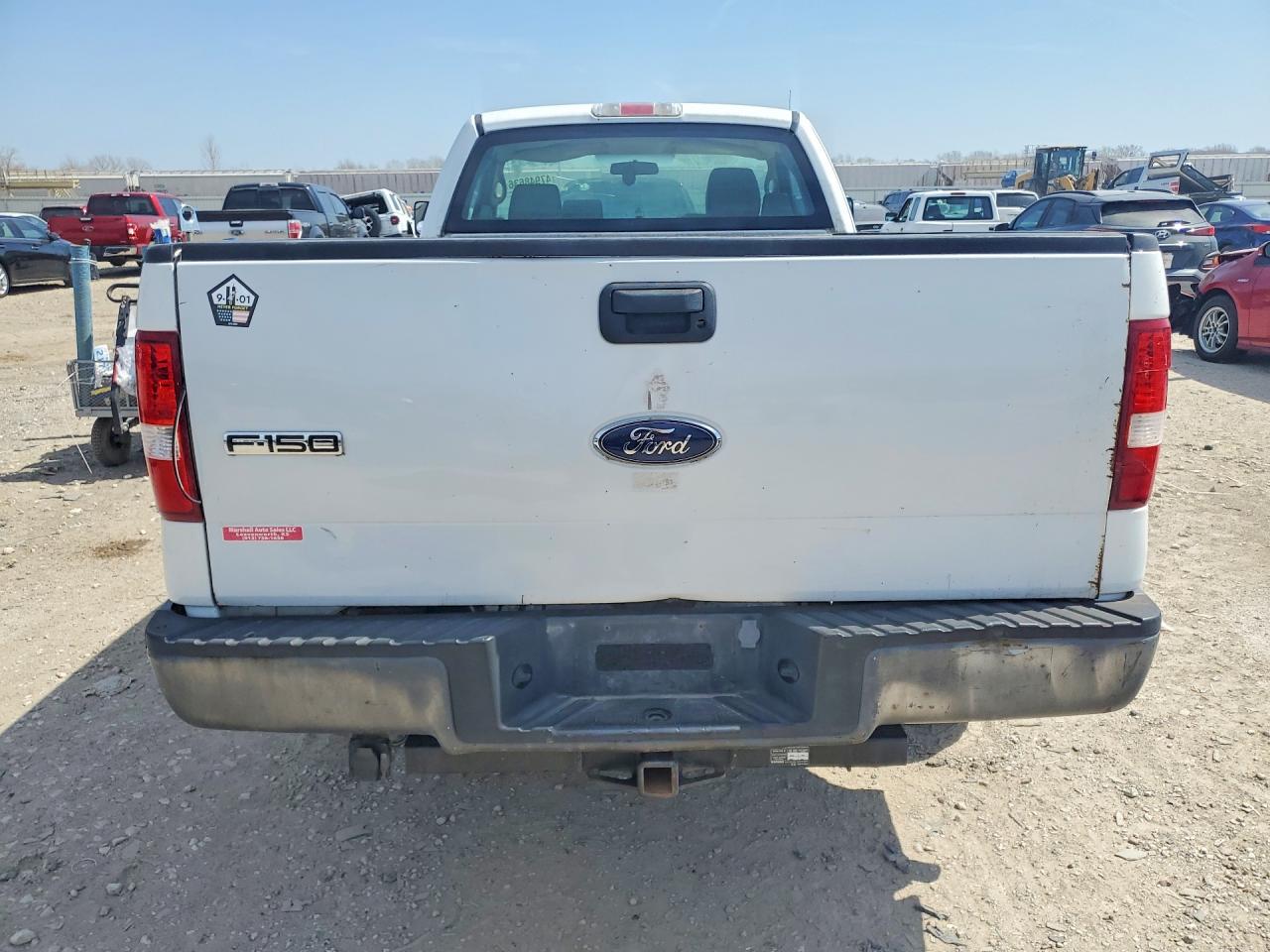 2008 Ford F150 White vin: 1FTRF12278KB70303