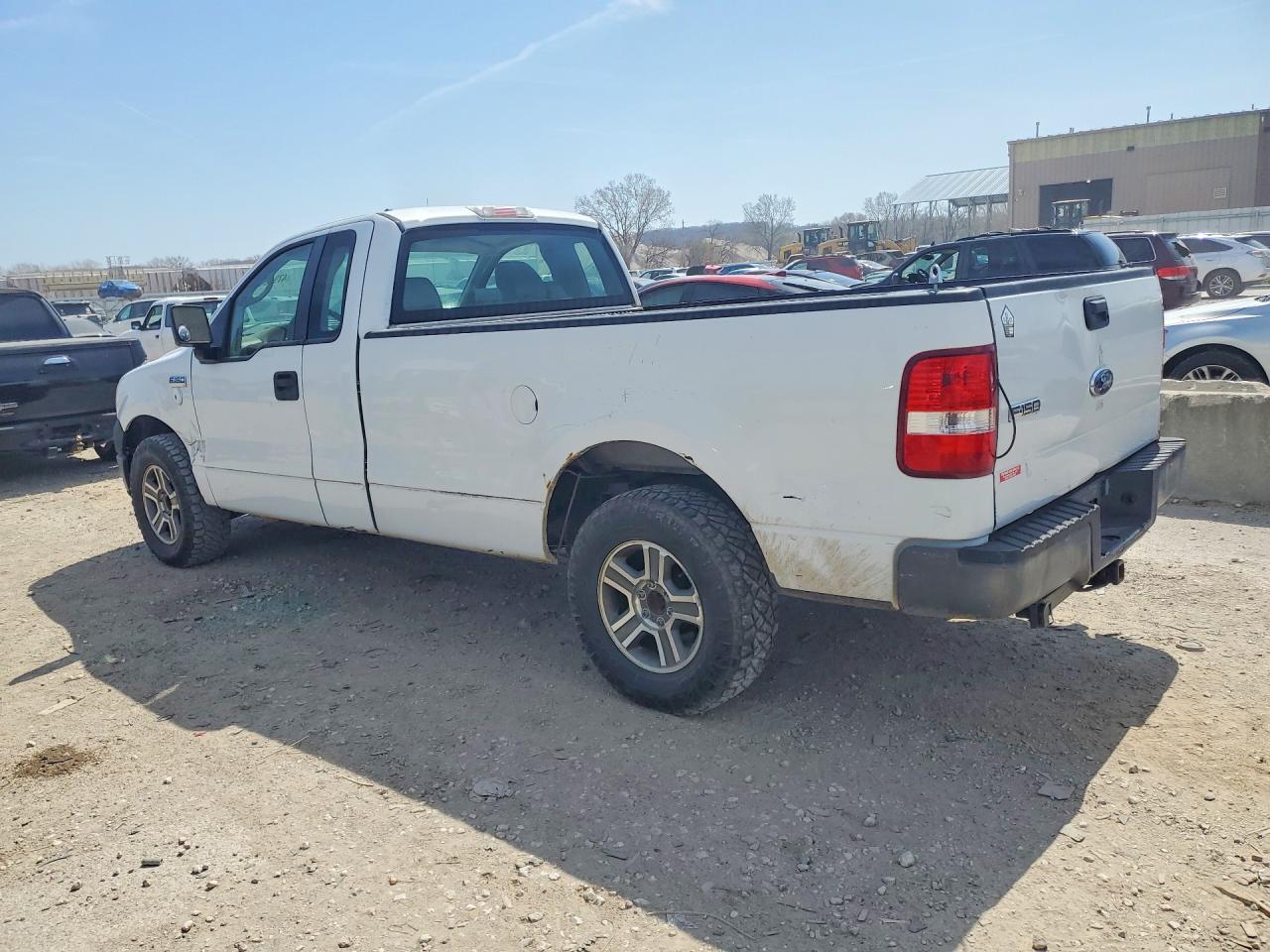 2008 Ford F150 White vin: 1FTRF12278KB70303