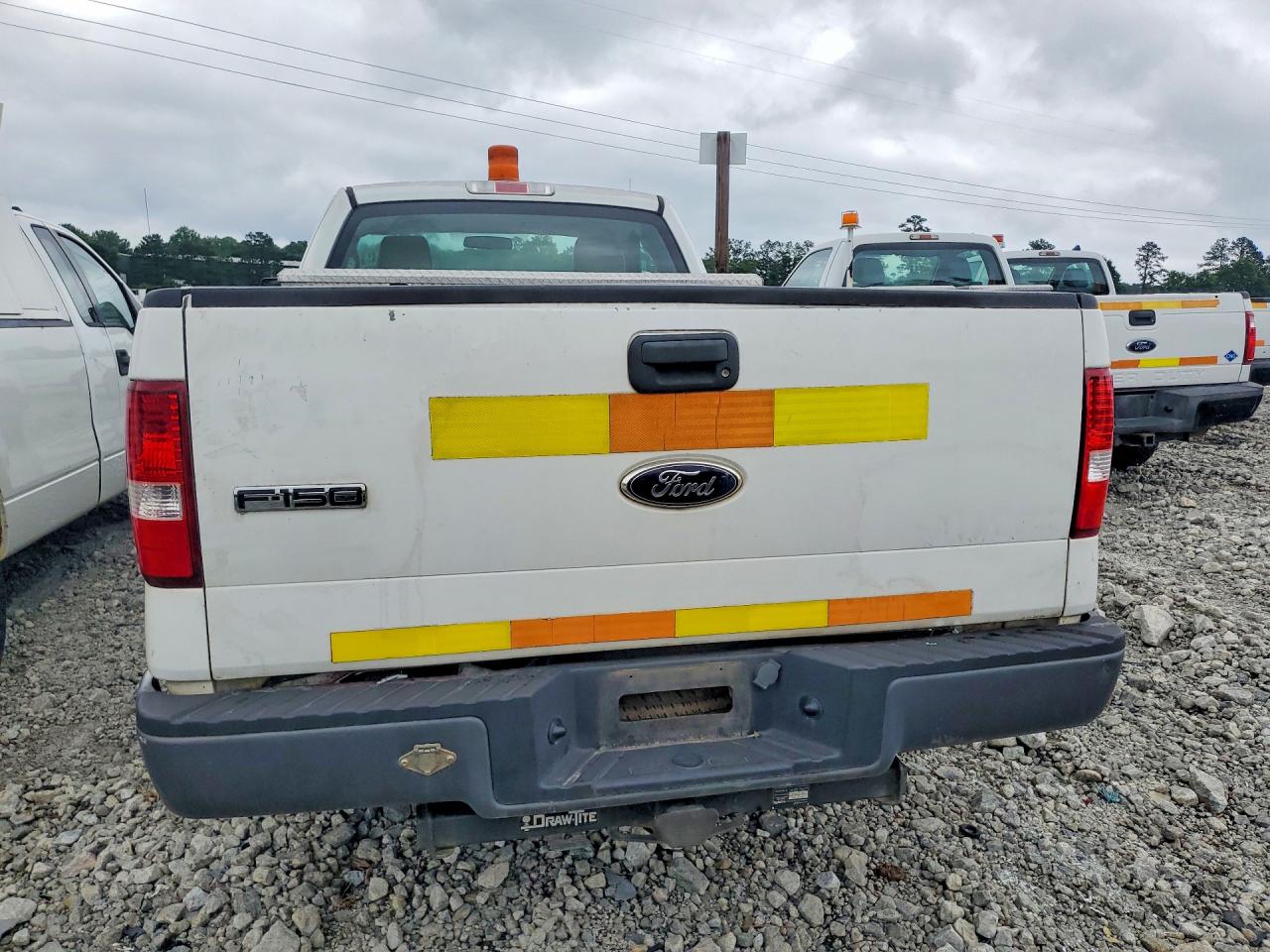 2008 Ford F150 Xl White vin: 1FTRF12278KB80622