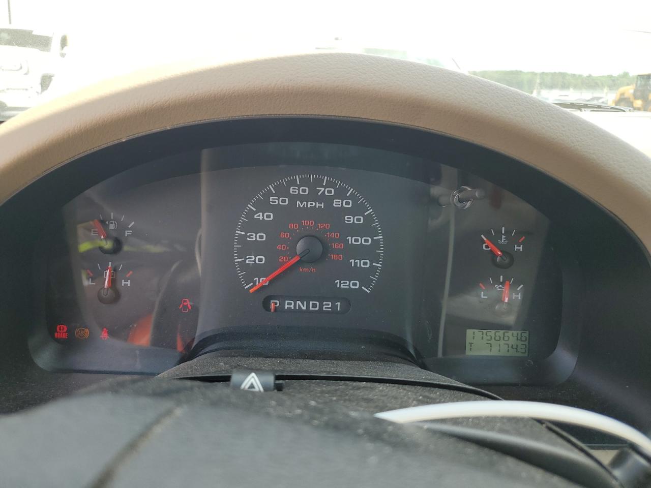 2008 Ford F150 Xl White vin: 1FTRF12278KB80622 Damage: Warning Light - Abs, On, Unacceptable