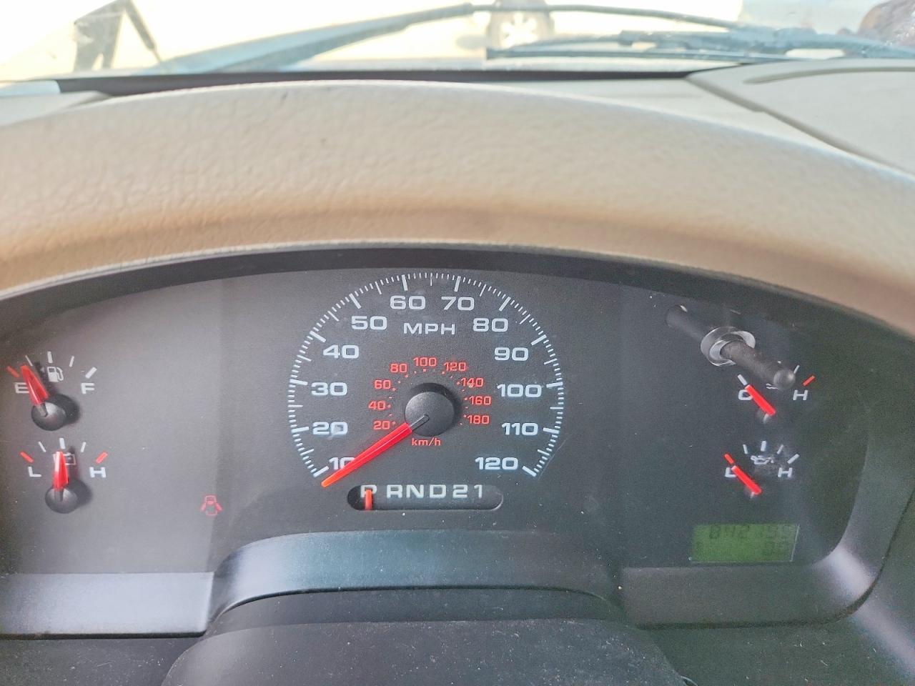 2008 Ford F150 Белый vin: 1FTRF12278KC88156
