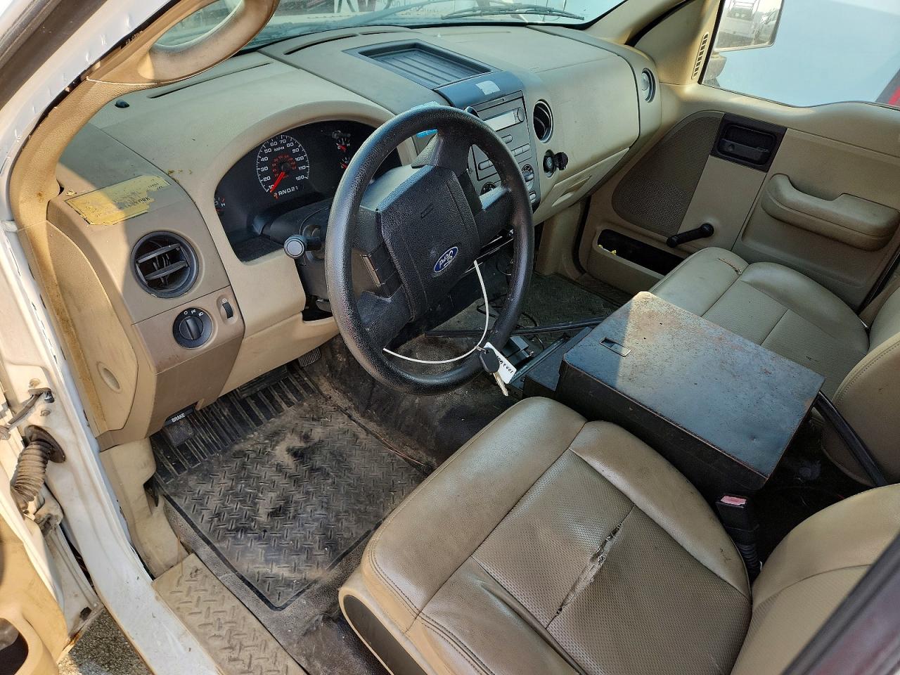 2008 Ford F150 Белый vin: 1FTRF12278KC88156