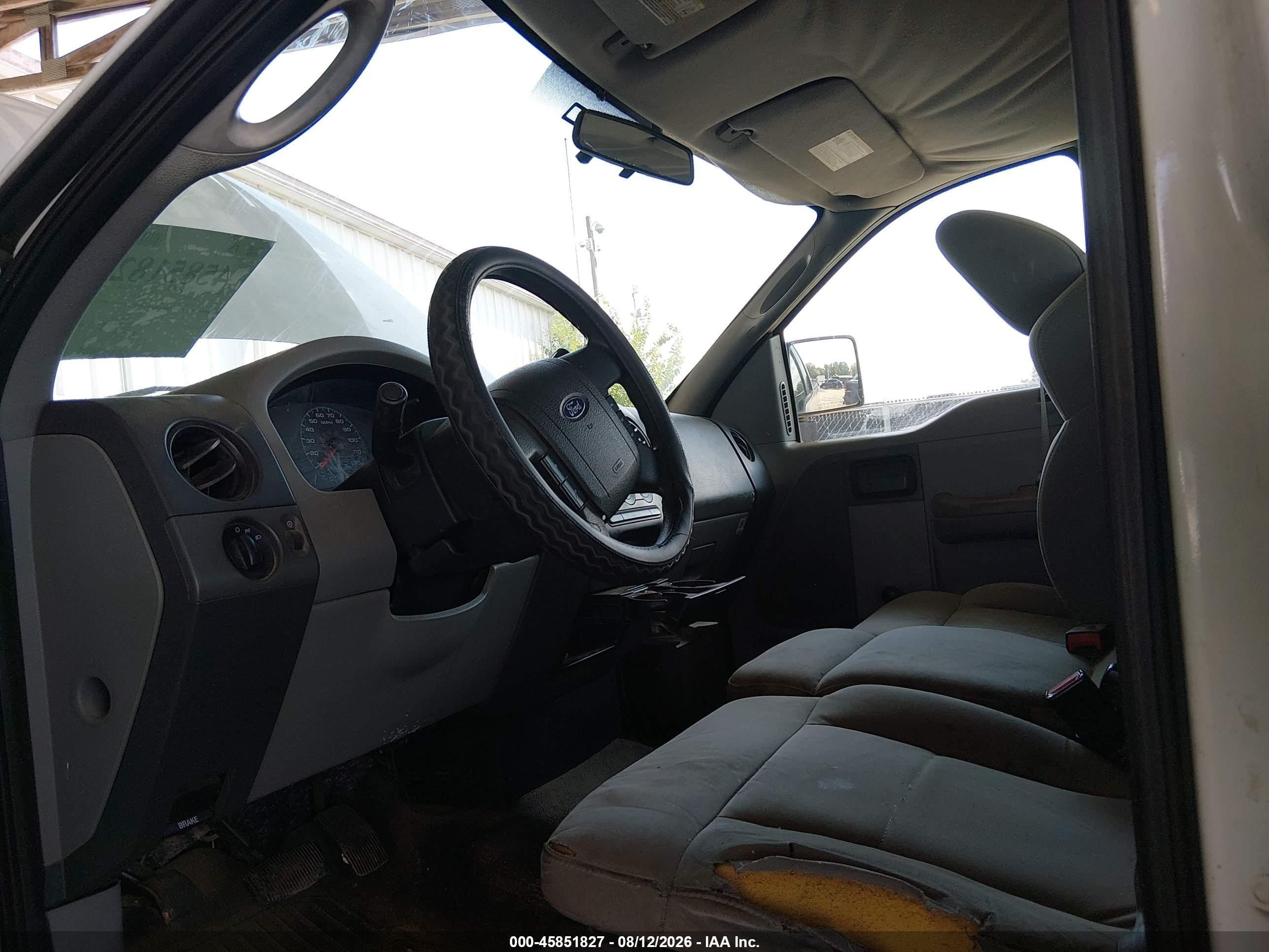 2008 Ford F-150 Xl White vin: 1FTRF12278KD25075