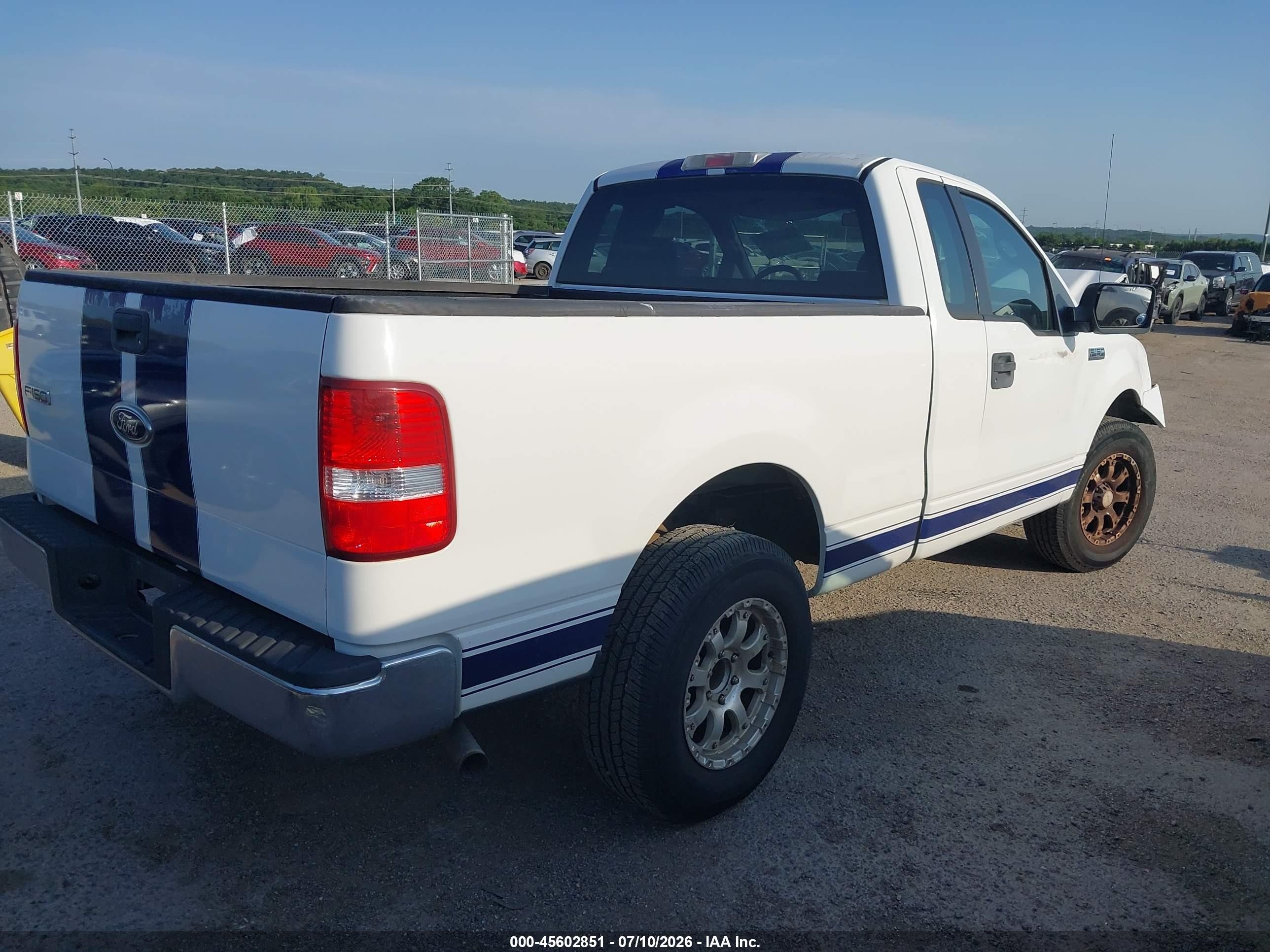 2005 Ford F-150 Stx/xl/xlt White vin: 1FTRF12285NA81088