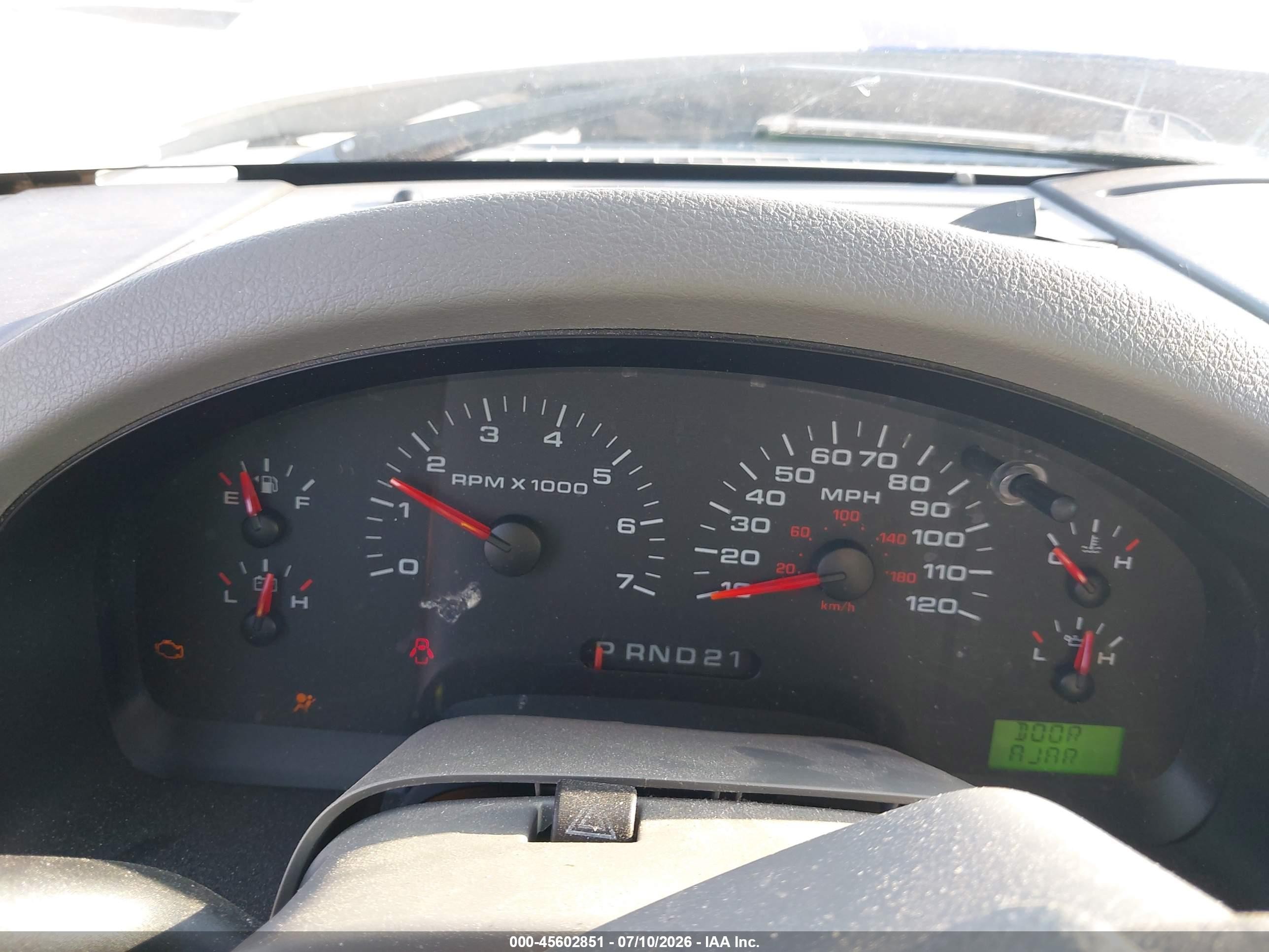 2005 Ford F-150 Stx/xl/xlt White vin: 1FTRF12285NA81088