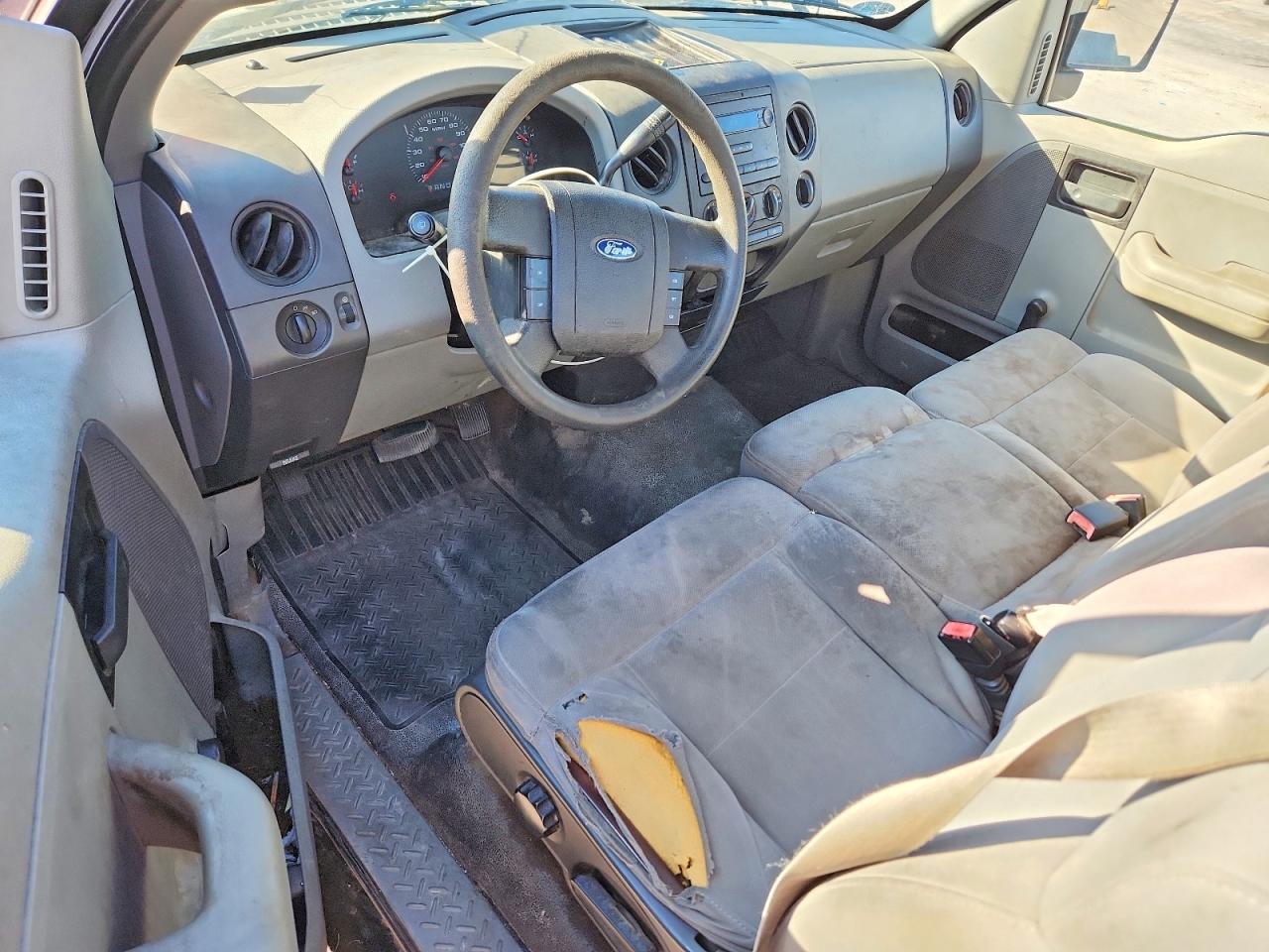 2005 Ford F150 Black vin: 1FTRF12285NB31665