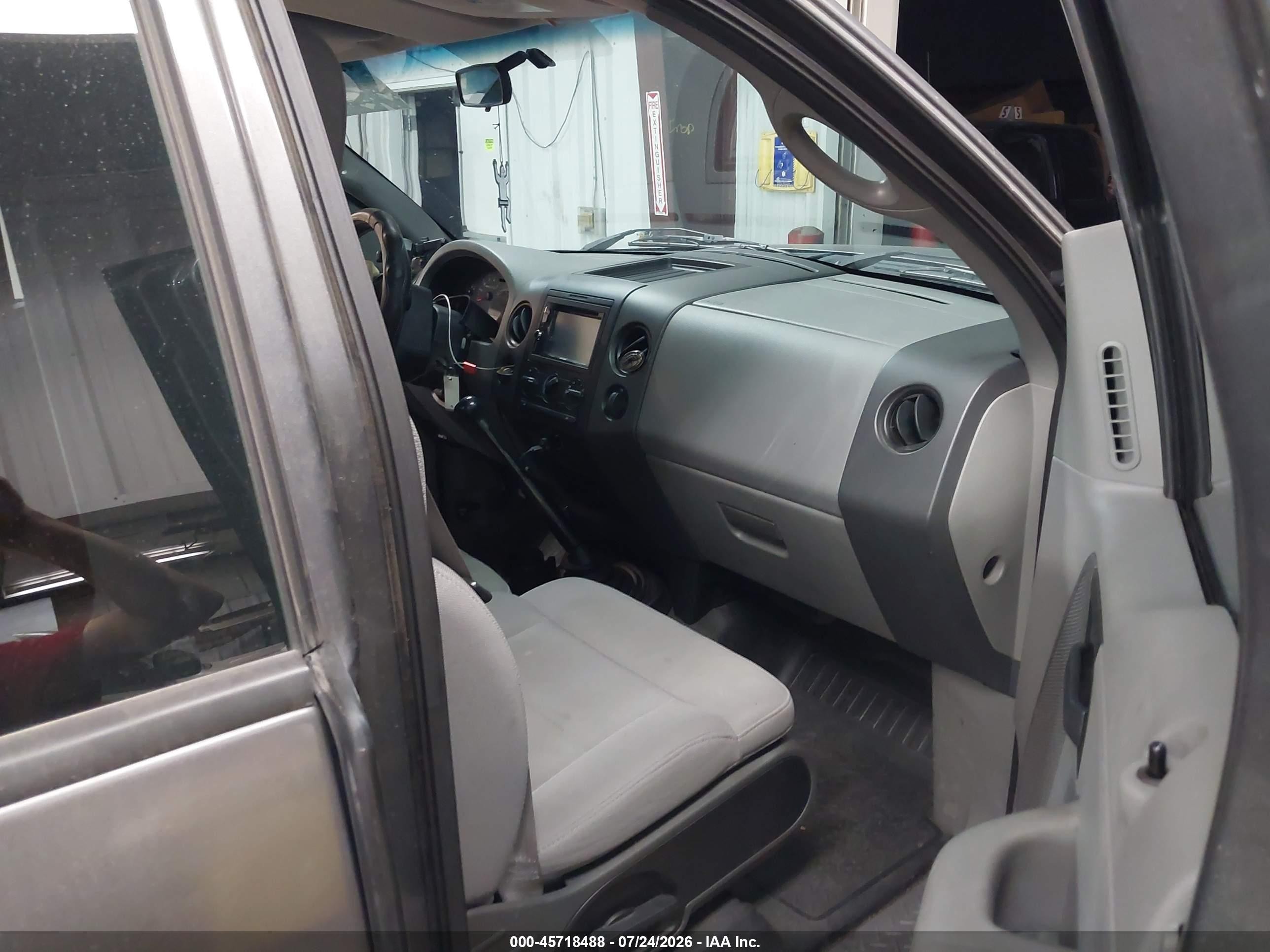 2006 Ford F-150 Stx/xl/xlt Серый vin: 1FTRF12286NA16730